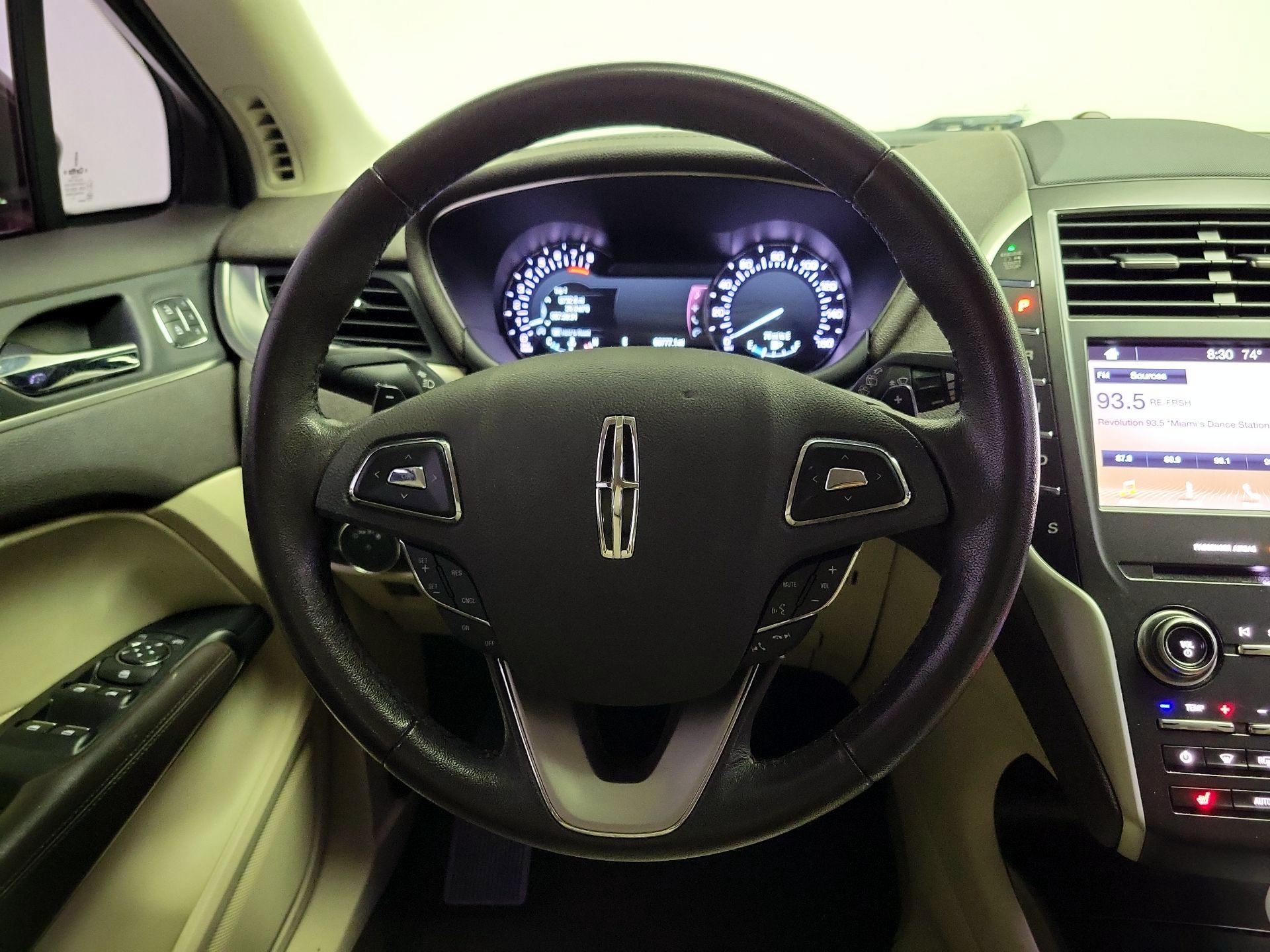 Thumbnail: 2019 Lincoln MKC - 10