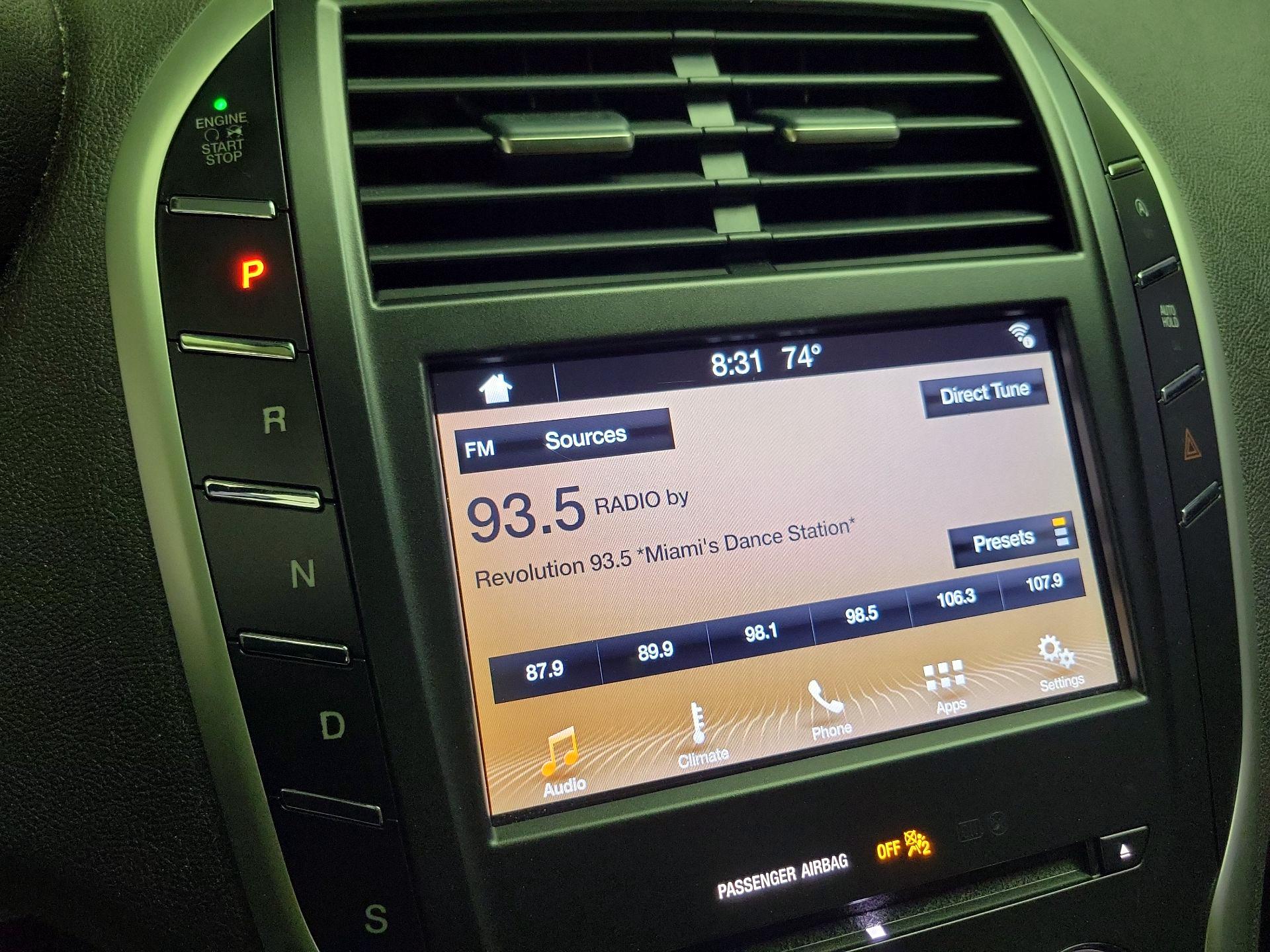 Thumbnail: 2019 Lincoln MKC - 17
