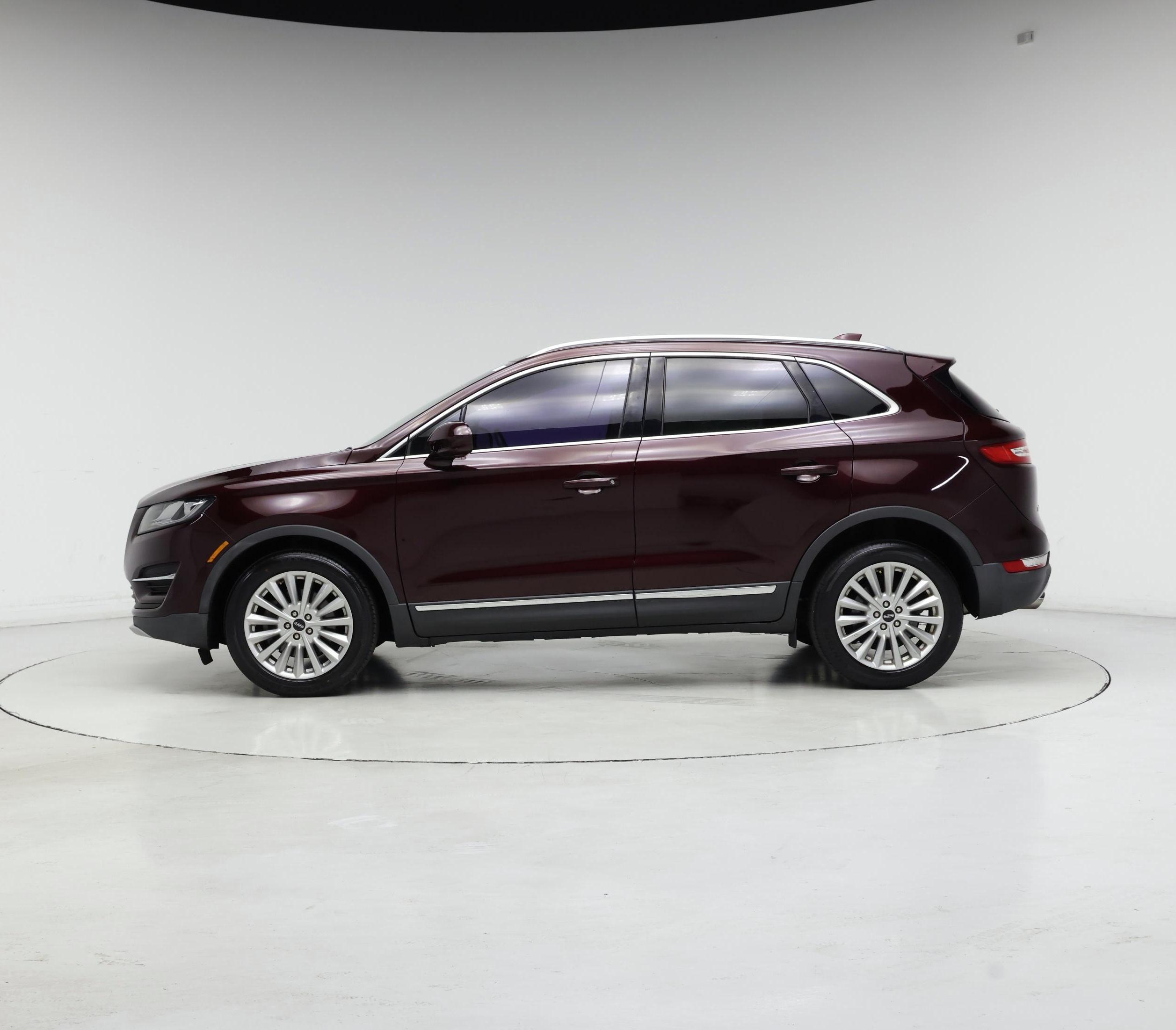 Thumbnail: 2019 Lincoln MKC - 3