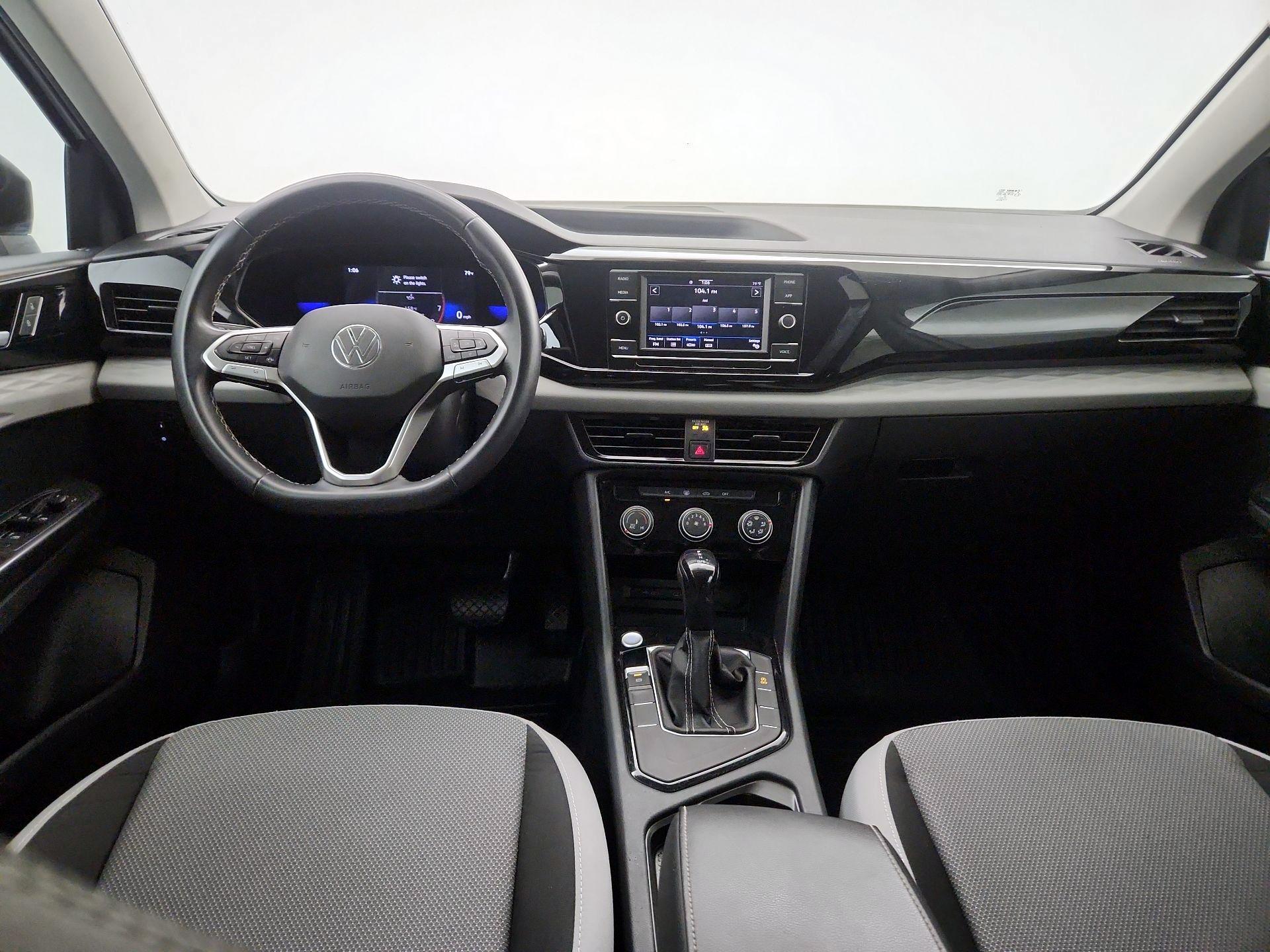 Thumbnail: 2023 Volkswagen Taos - 9