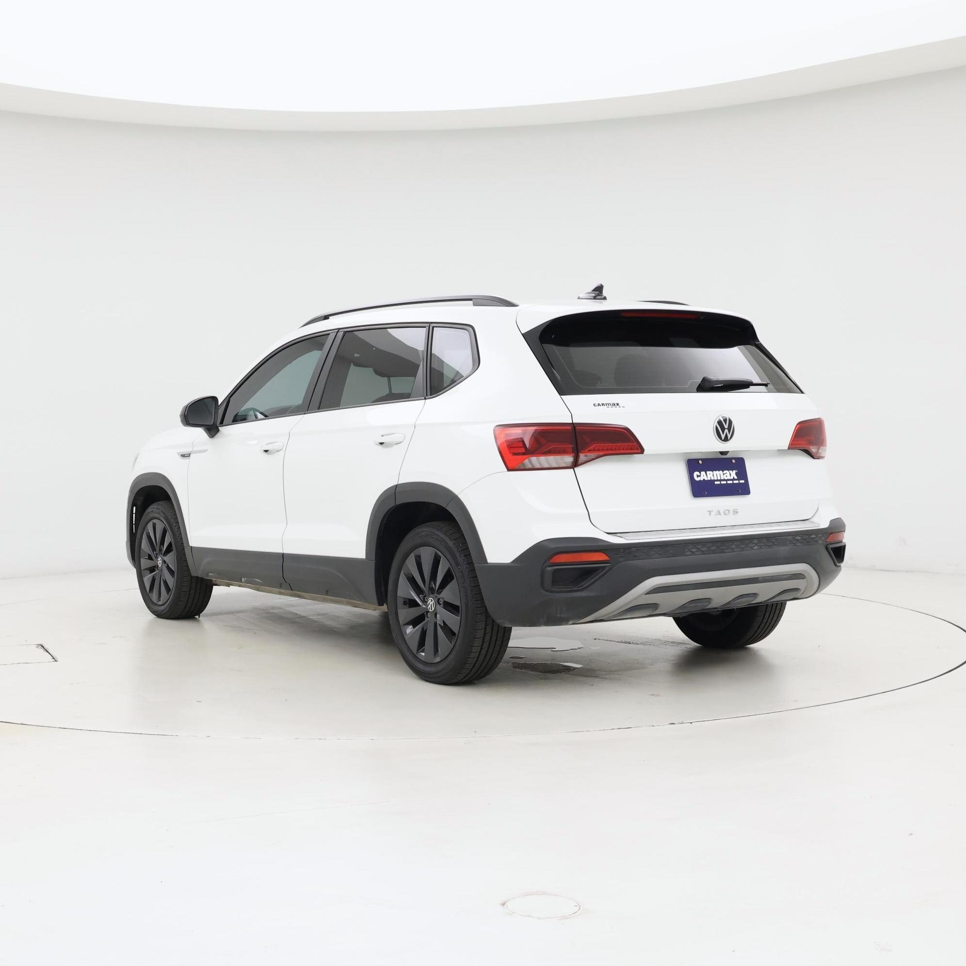 Thumbnail: 2023 Volkswagen Taos - 2