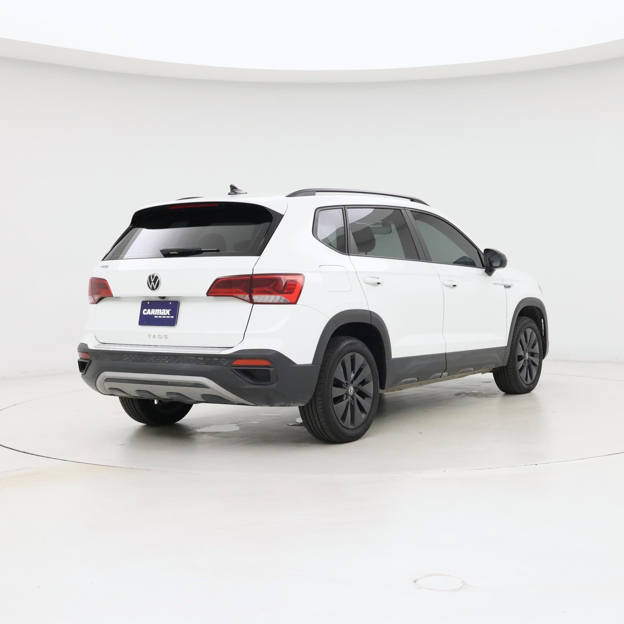 Thumbnail: 2023 Volkswagen Taos - 8