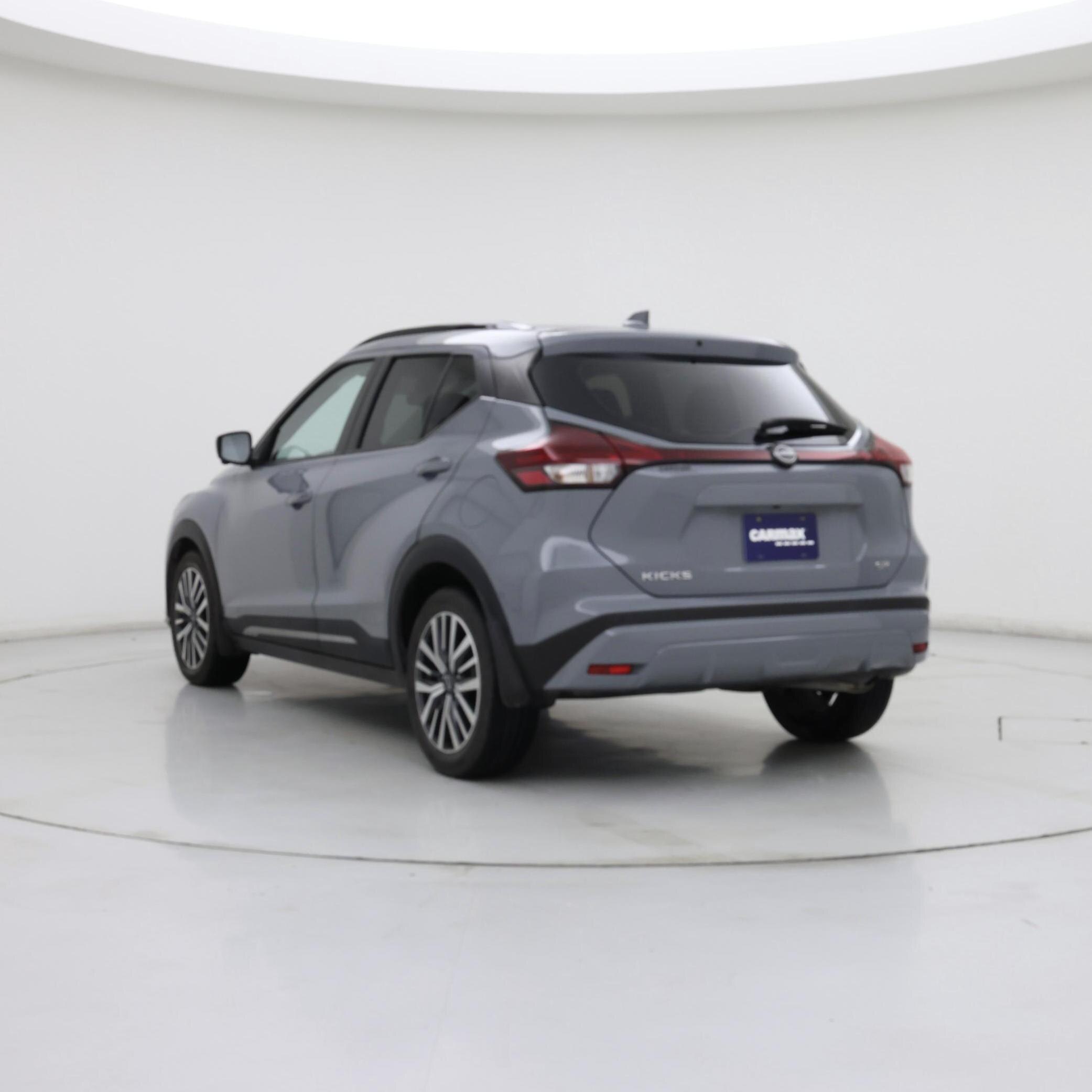 Thumbnail: 2023 Nissan Kicks - 2