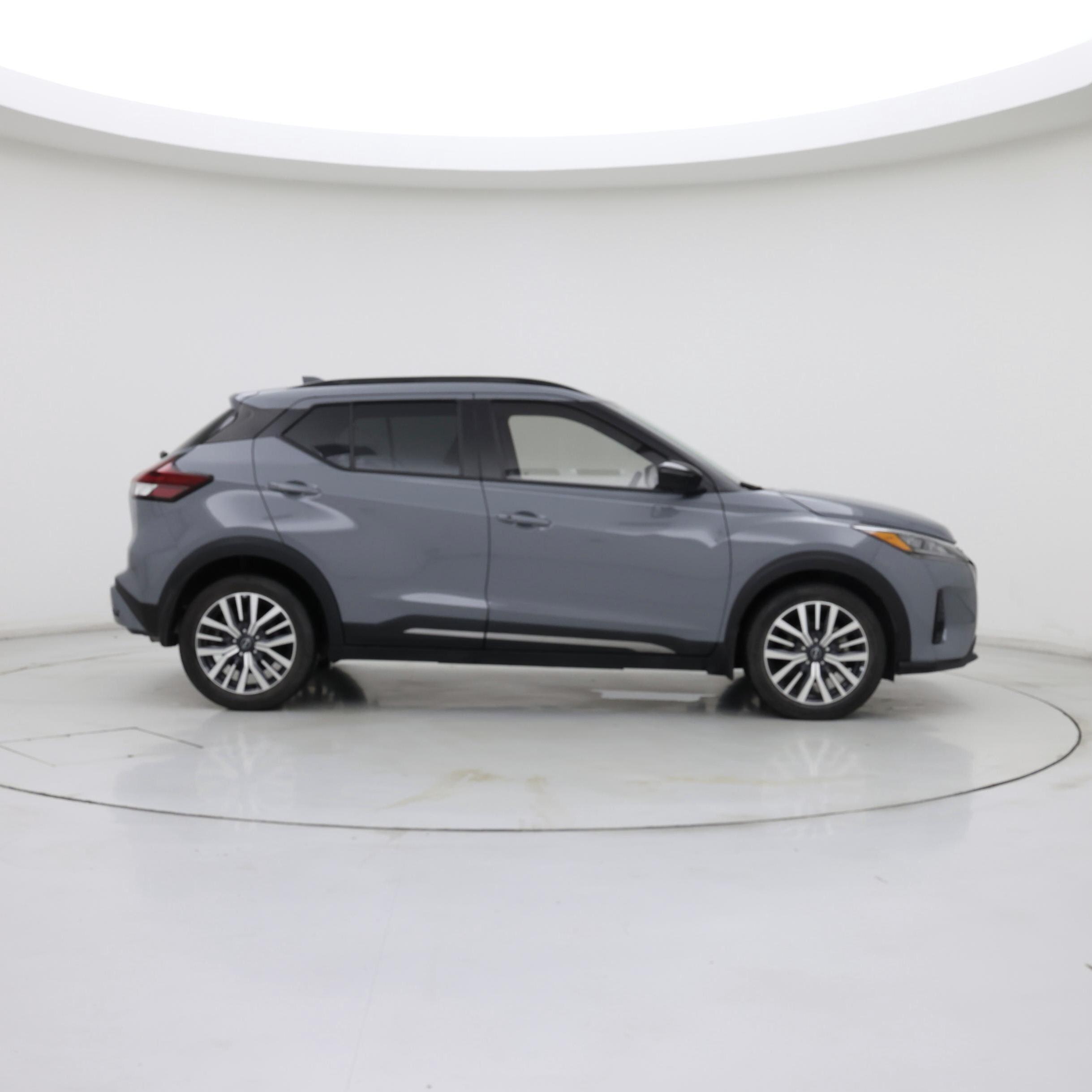 Thumbnail: 2023 Nissan Kicks - 7