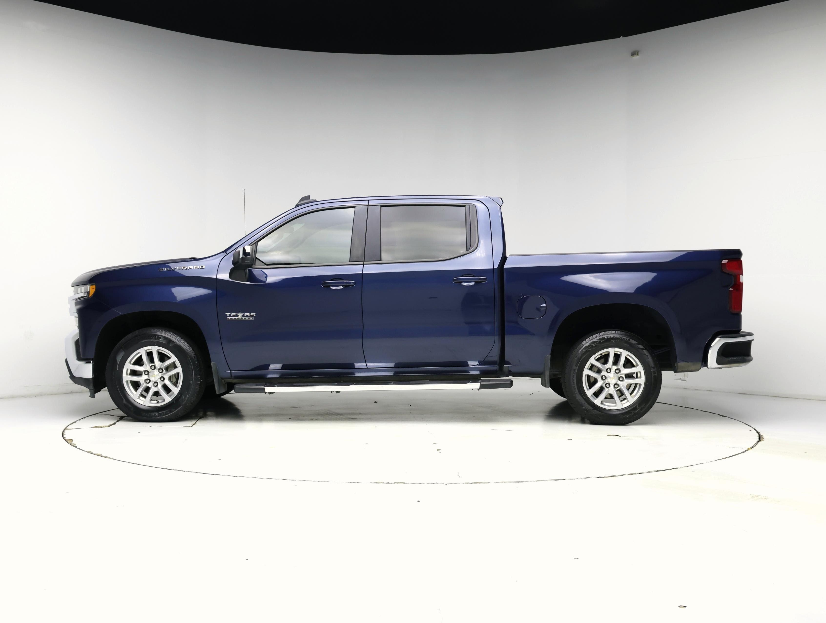 Thumbnail: 2021 Chevrolet Silverado 1500 - 3
