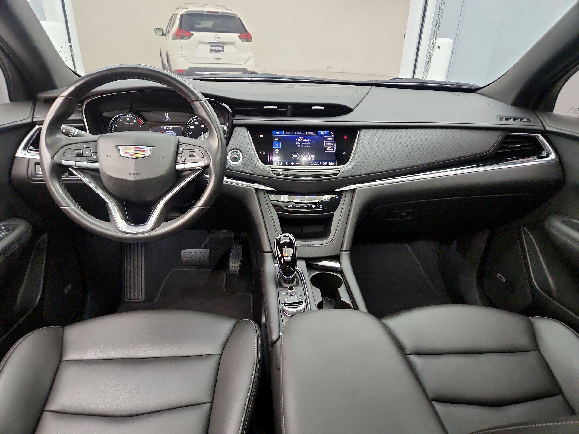 Thumbnail: 2023 Cadillac XT6 - 9