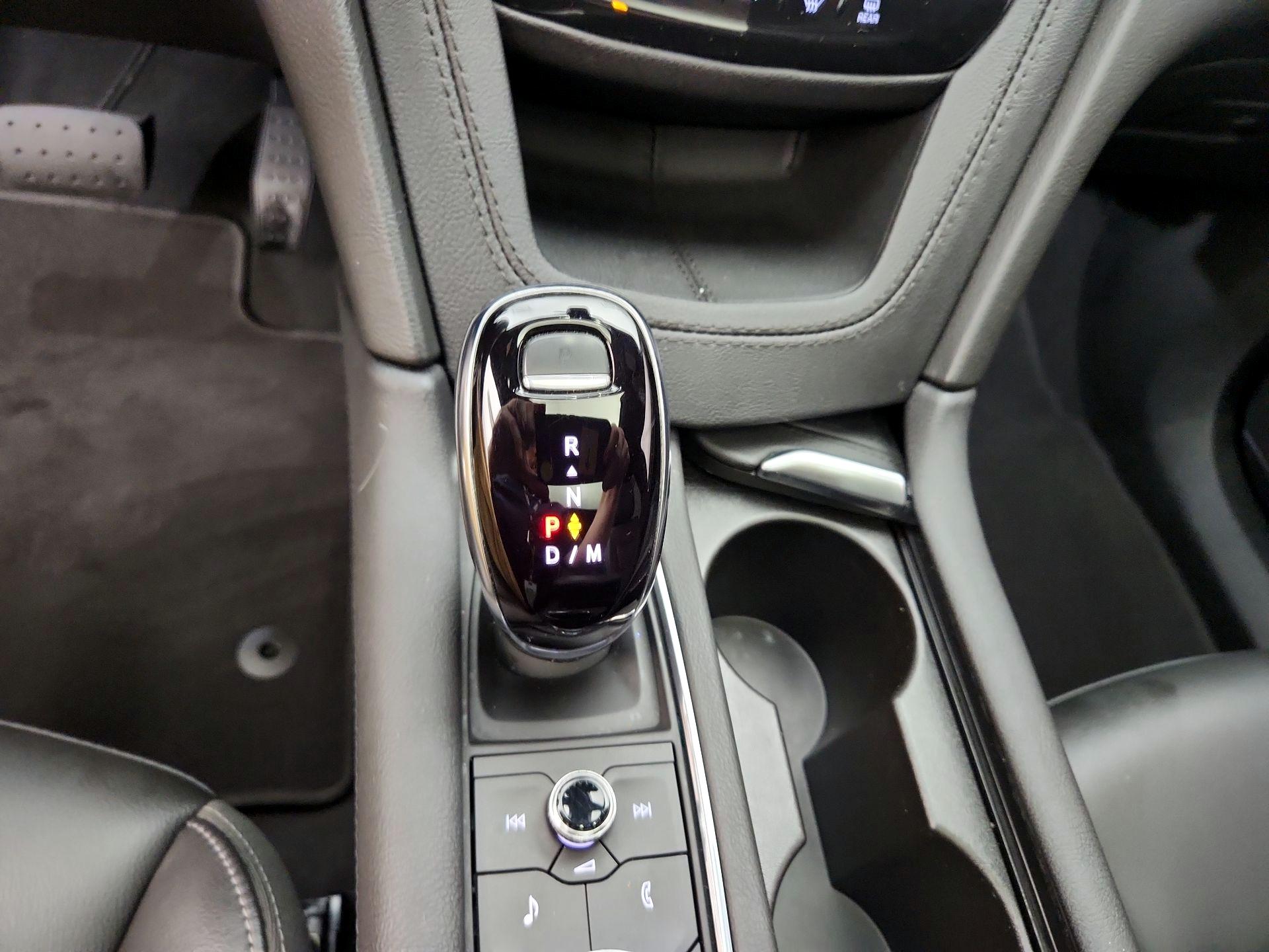 Thumbnail: 2023 Cadillac XT6 - 18