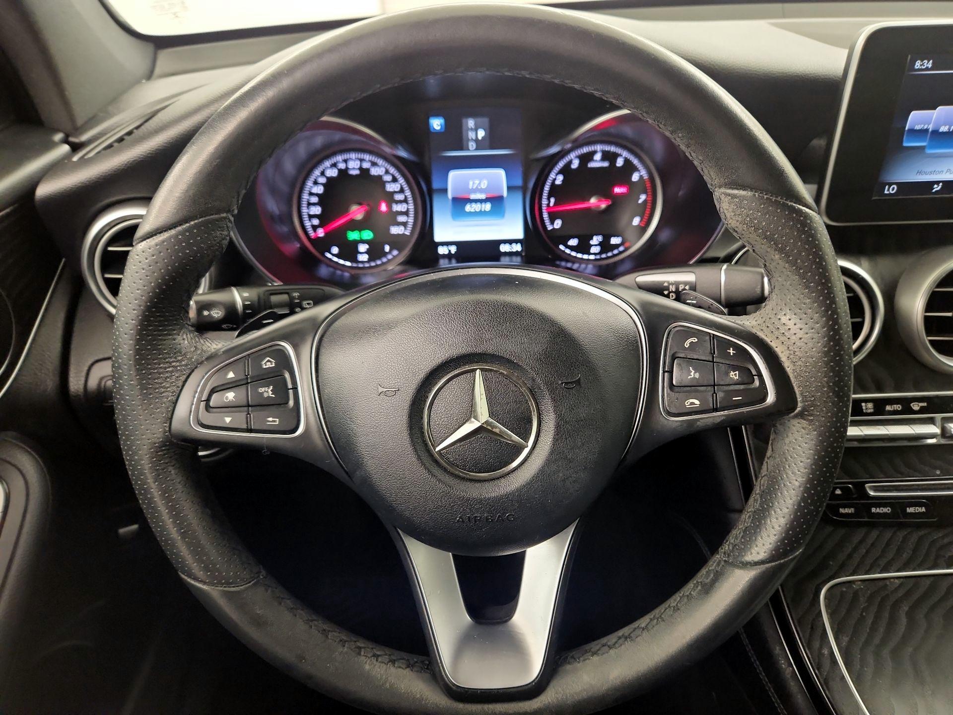 Thumbnail: 2017 Mercedes-Benz GLC - 10