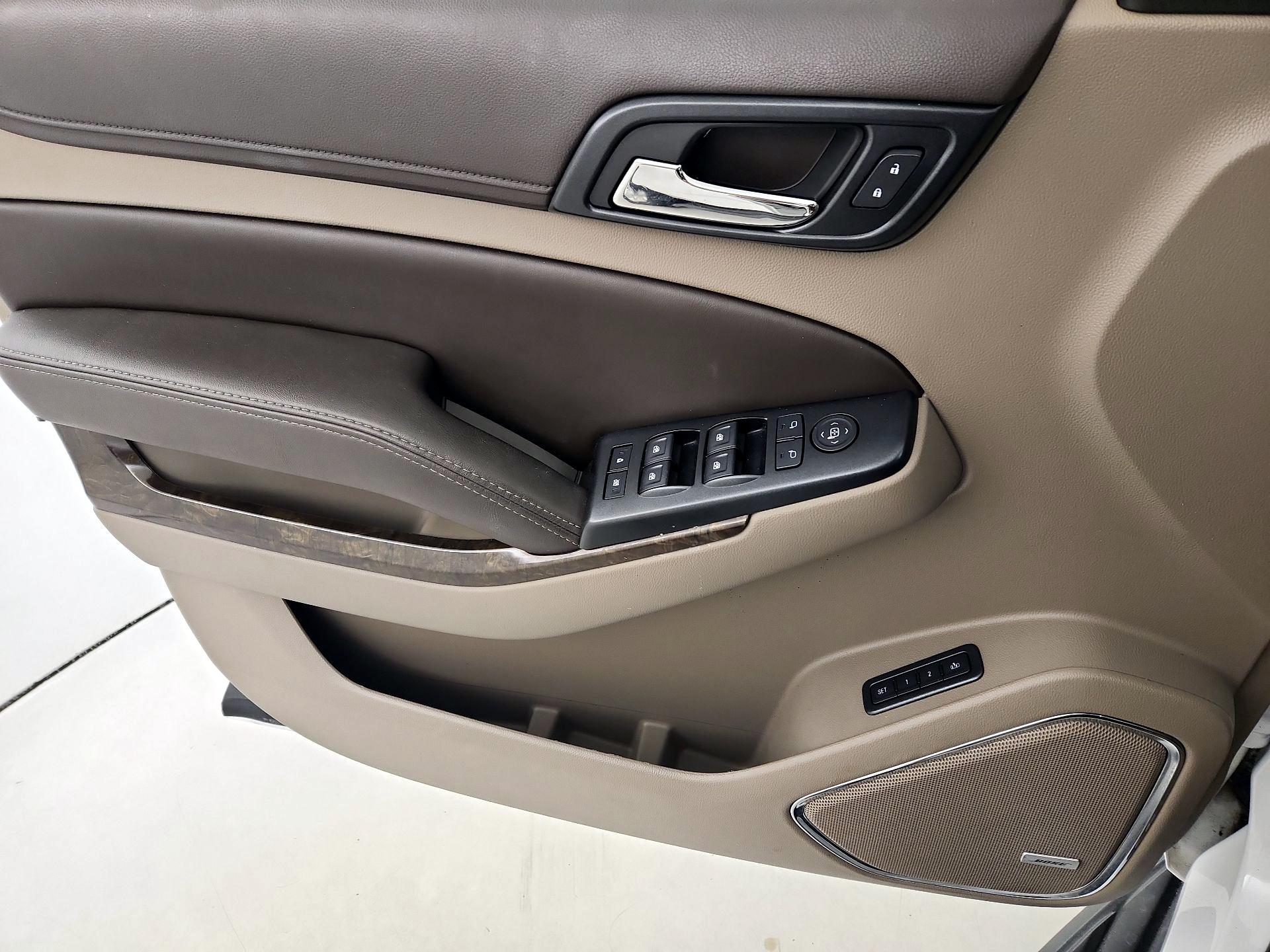 Thumbnail: 2015 Chevrolet Tahoe - 12