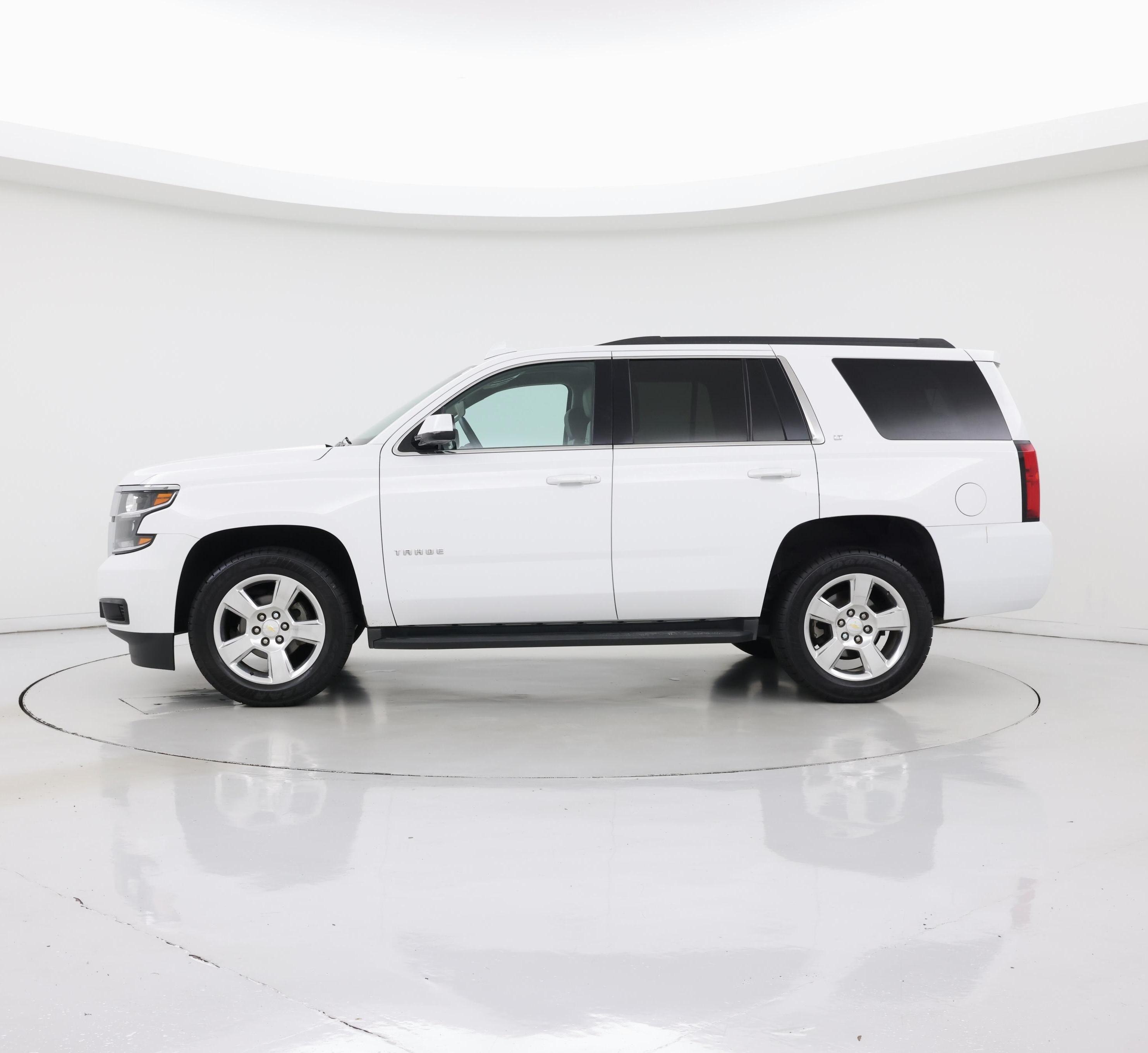 Thumbnail: 2015 Chevrolet Tahoe - 3
