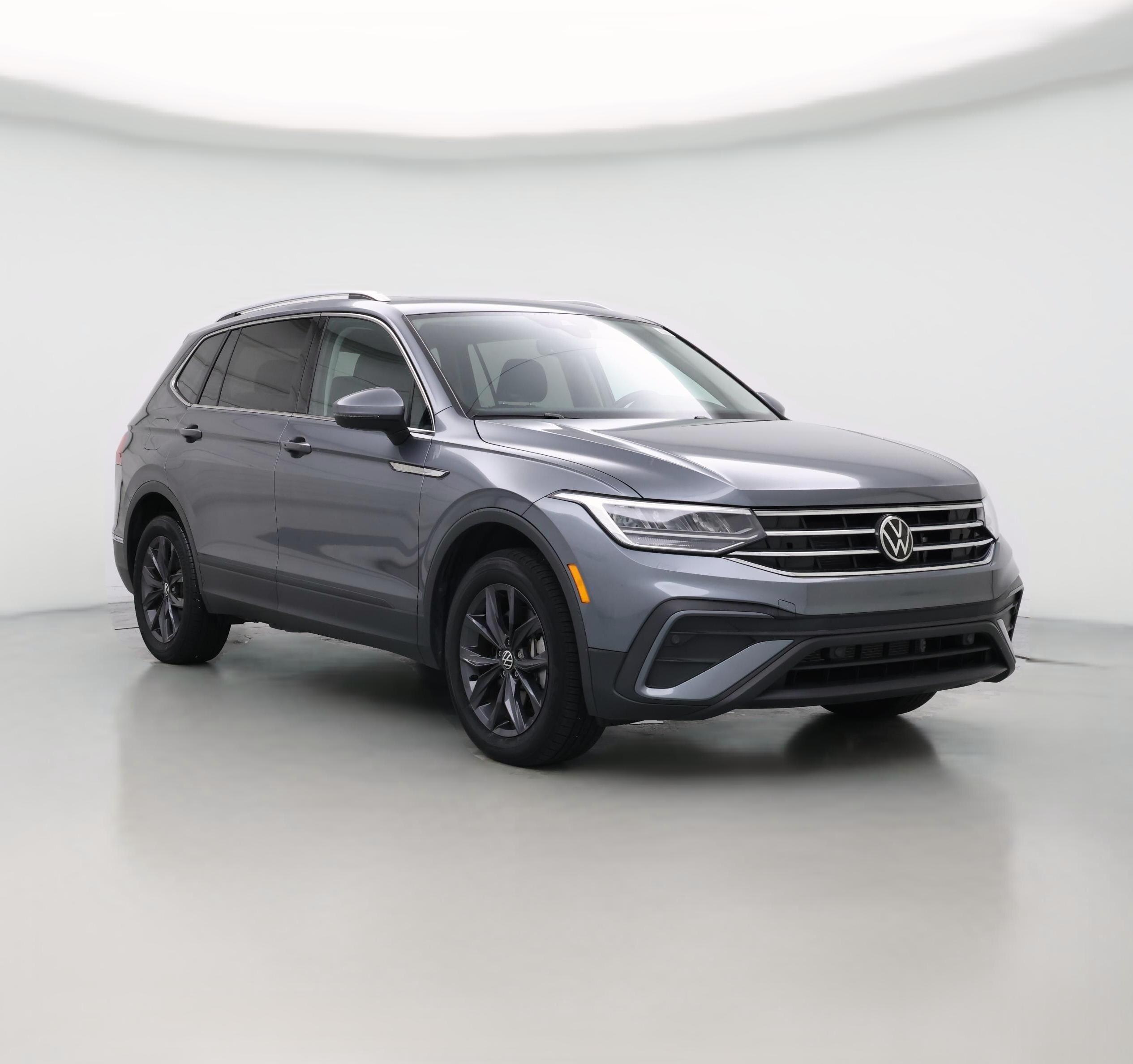 Thumbnail: 2022 Volkswagen Tiguan - 1