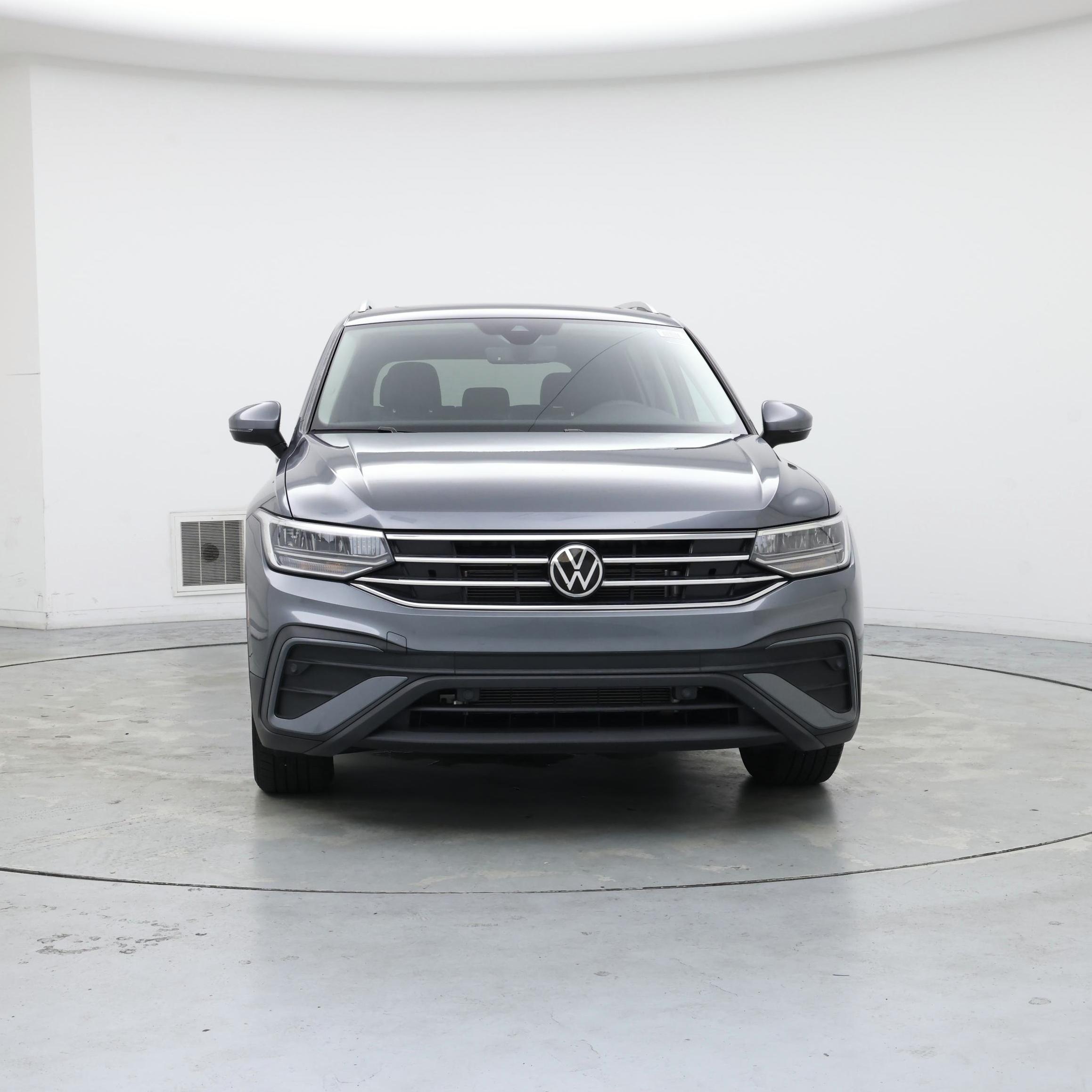 Thumbnail: 2022 Volkswagen Tiguan - 5