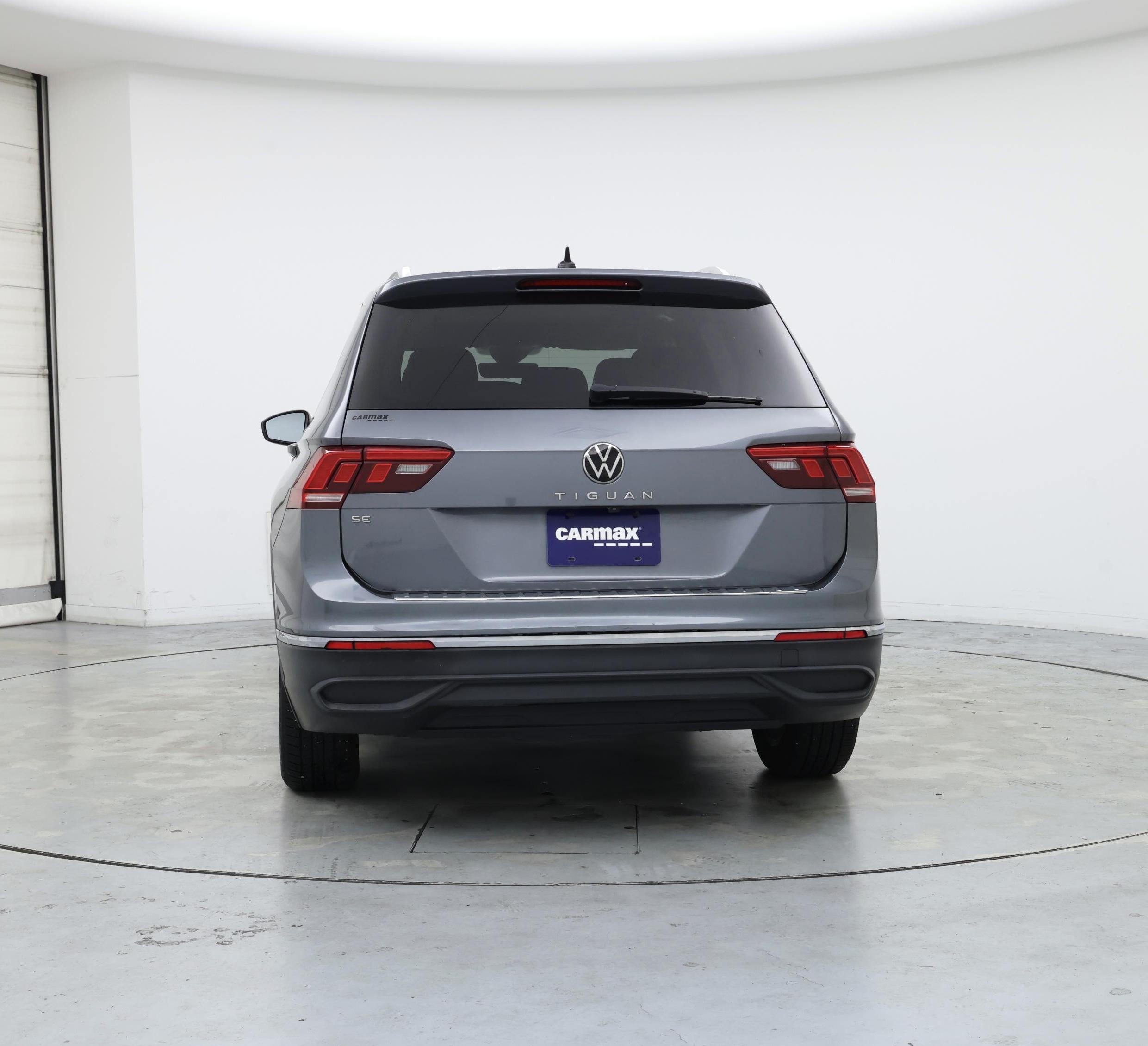 Thumbnail: 2022 Volkswagen Tiguan - 6