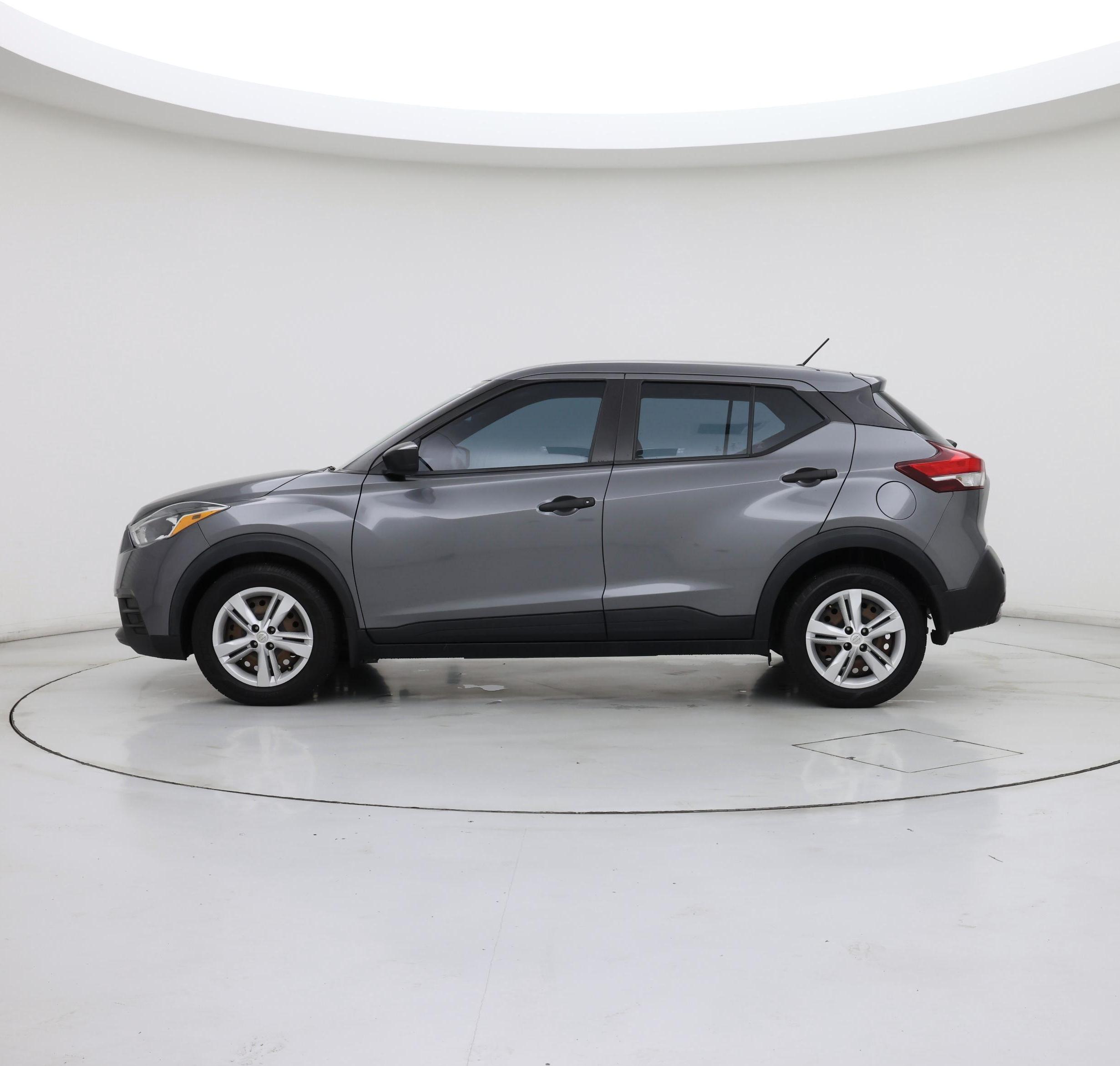 Thumbnail: 2020 Nissan Kicks - 3