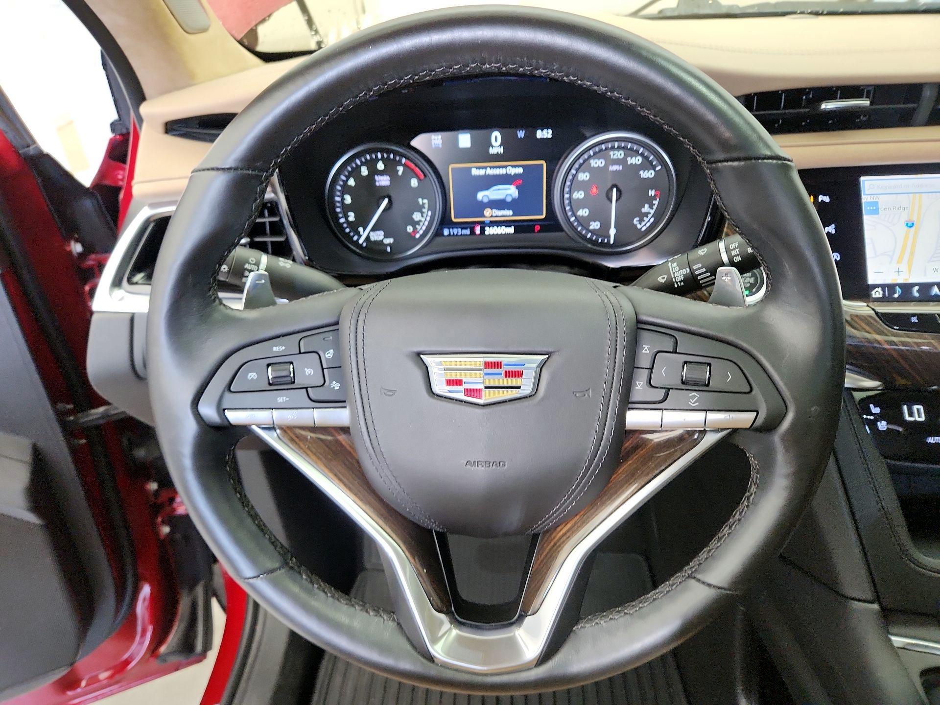 Thumbnail: 2023 Cadillac XT6 - 10