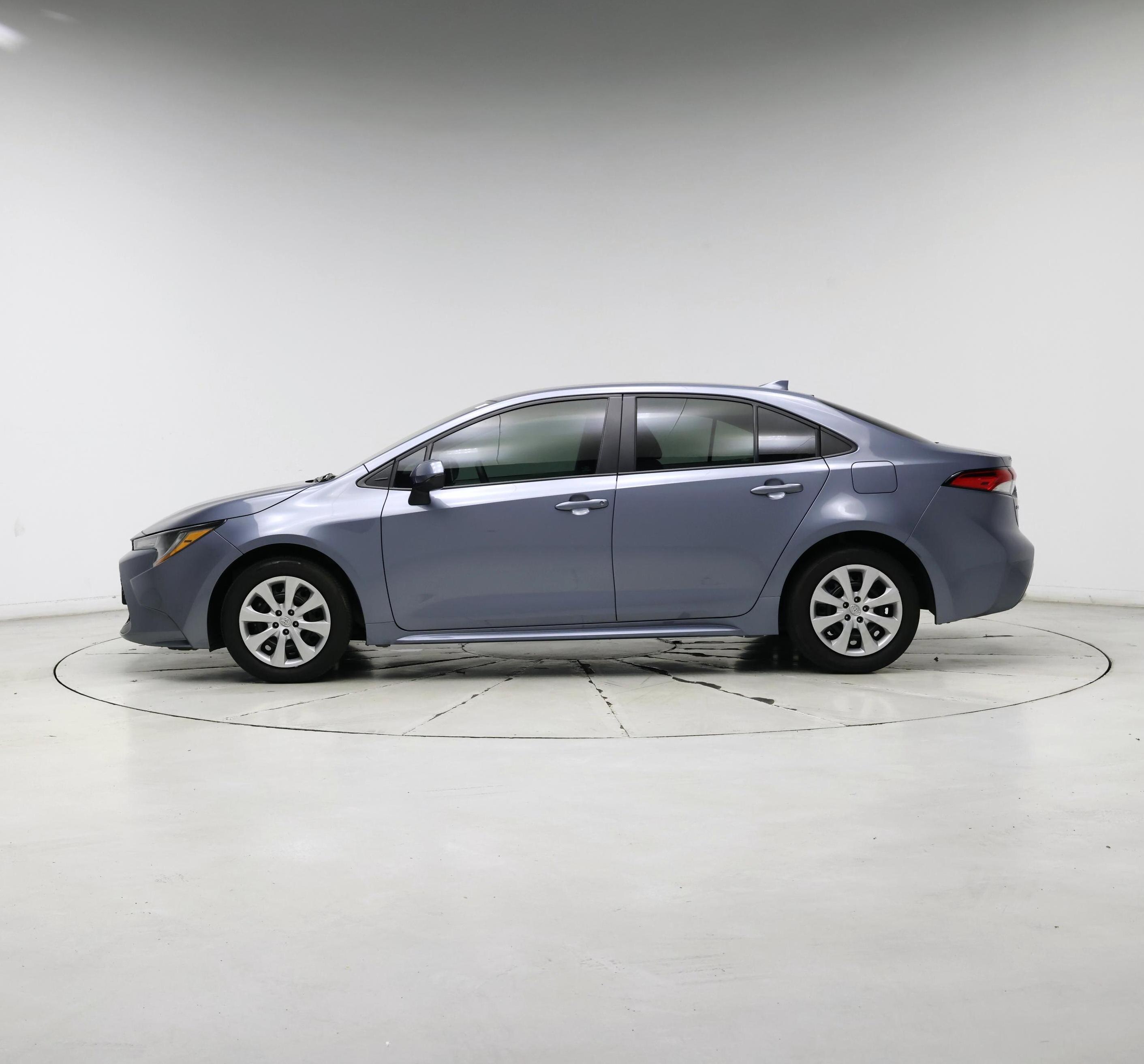 Thumbnail: 2022 Toyota Corolla - 3