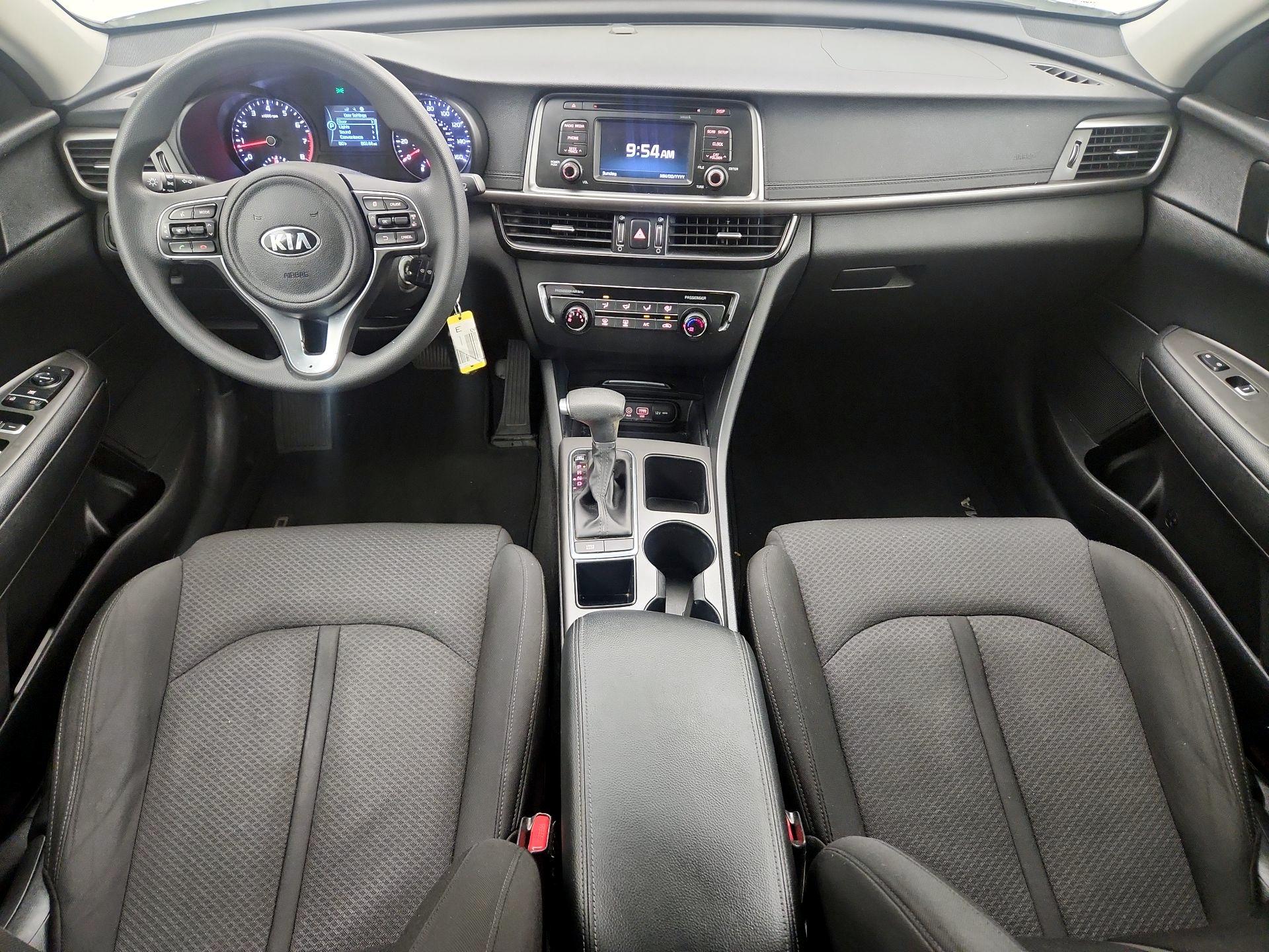 Thumbnail: 2016 Kia Optima - 9