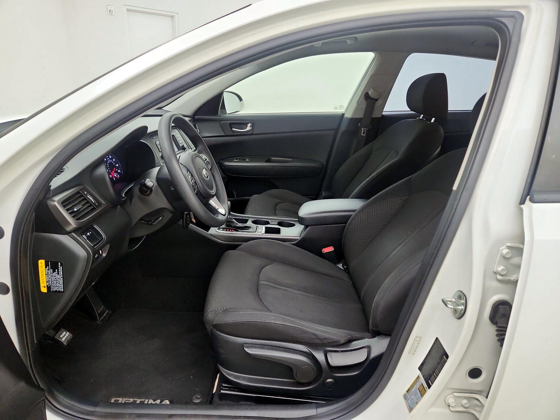 Thumbnail: 2016 Kia Optima - 11