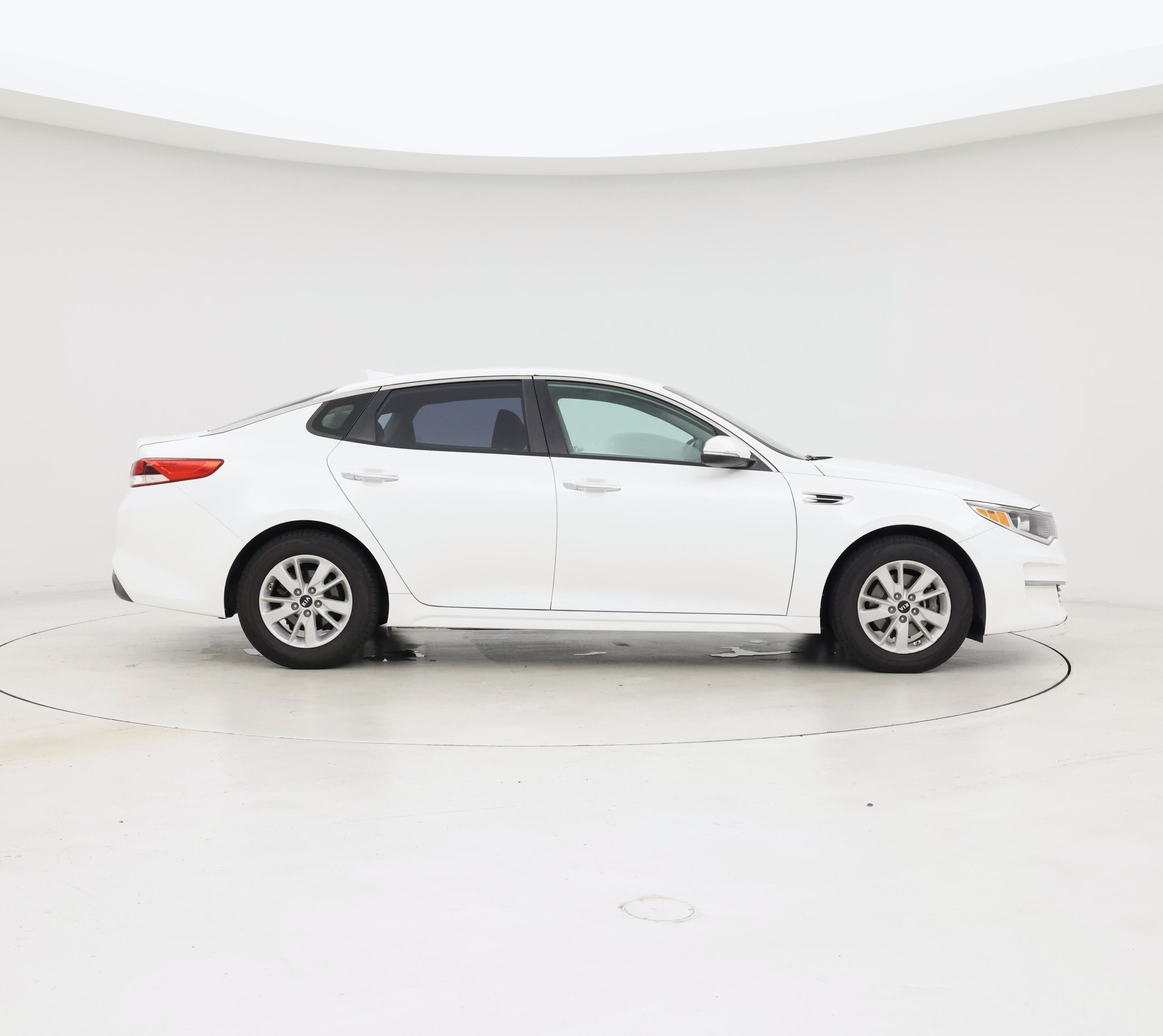 Thumbnail: 2016 Kia Optima - 7
