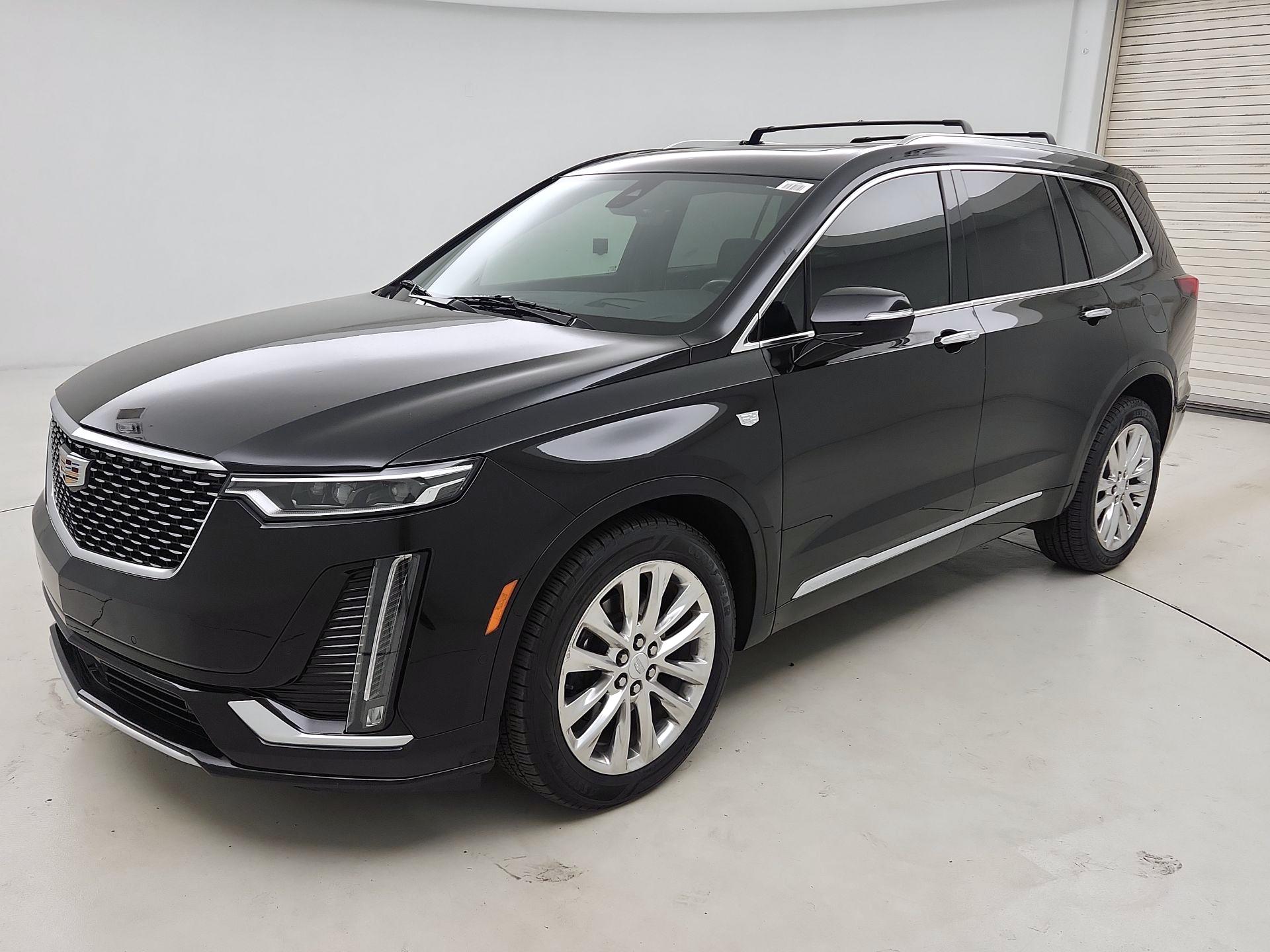 Thumbnail: 2020 Cadillac XT6 - 3