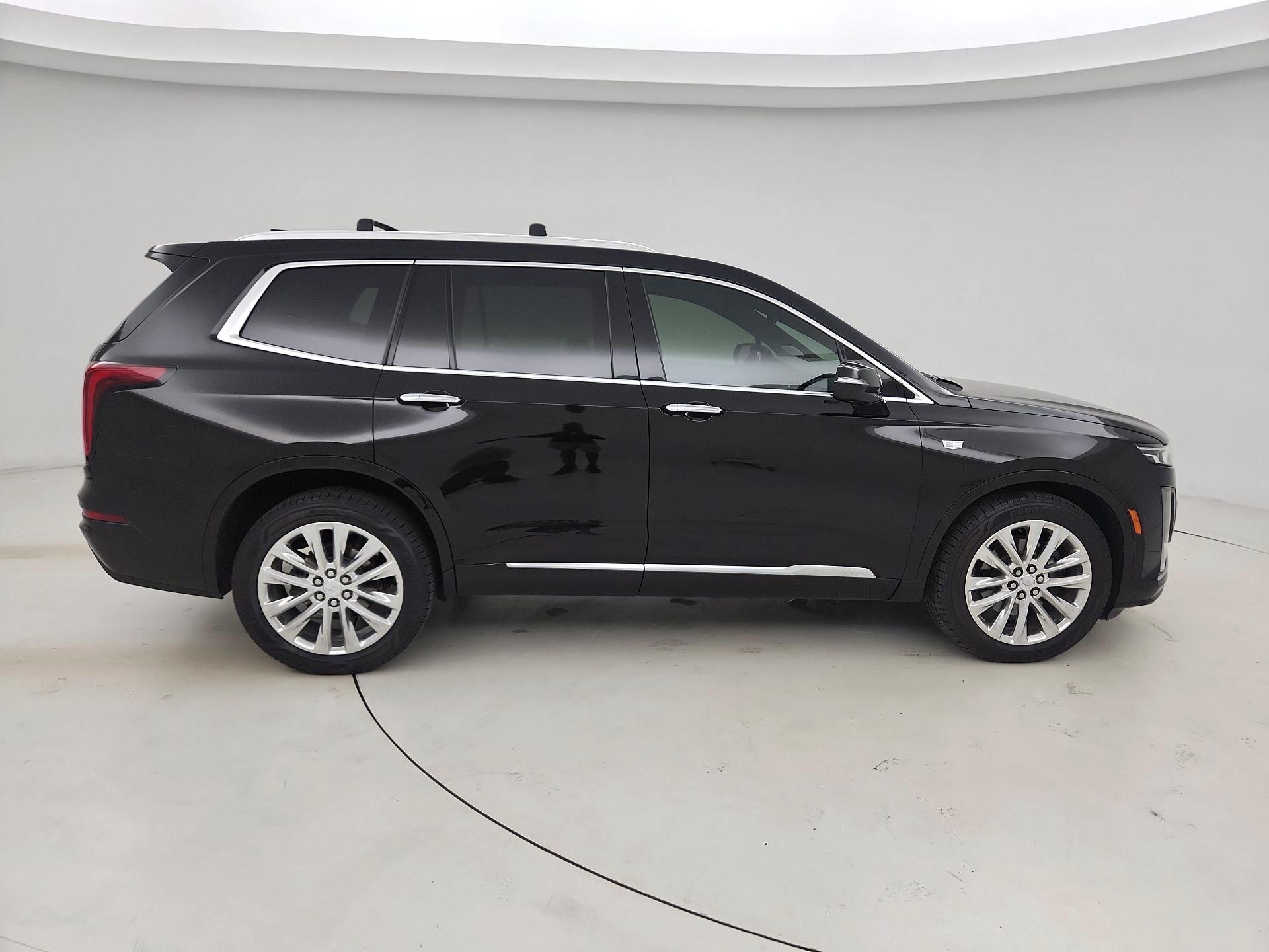 Thumbnail: 2020 Cadillac XT6 - 4