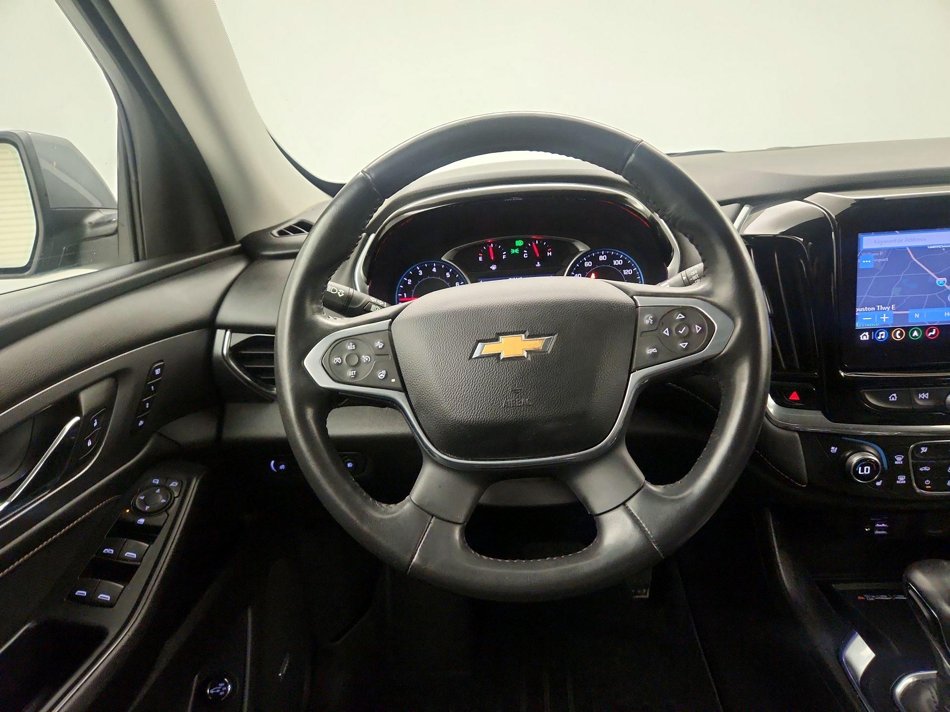 Thumbnail: 2021 Chevrolet Traverse - 10