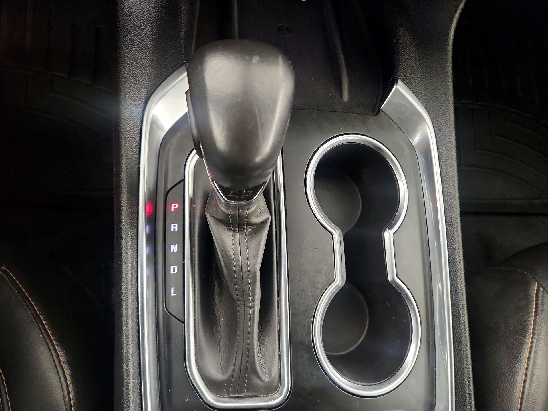 Thumbnail: 2021 Chevrolet Traverse - 18