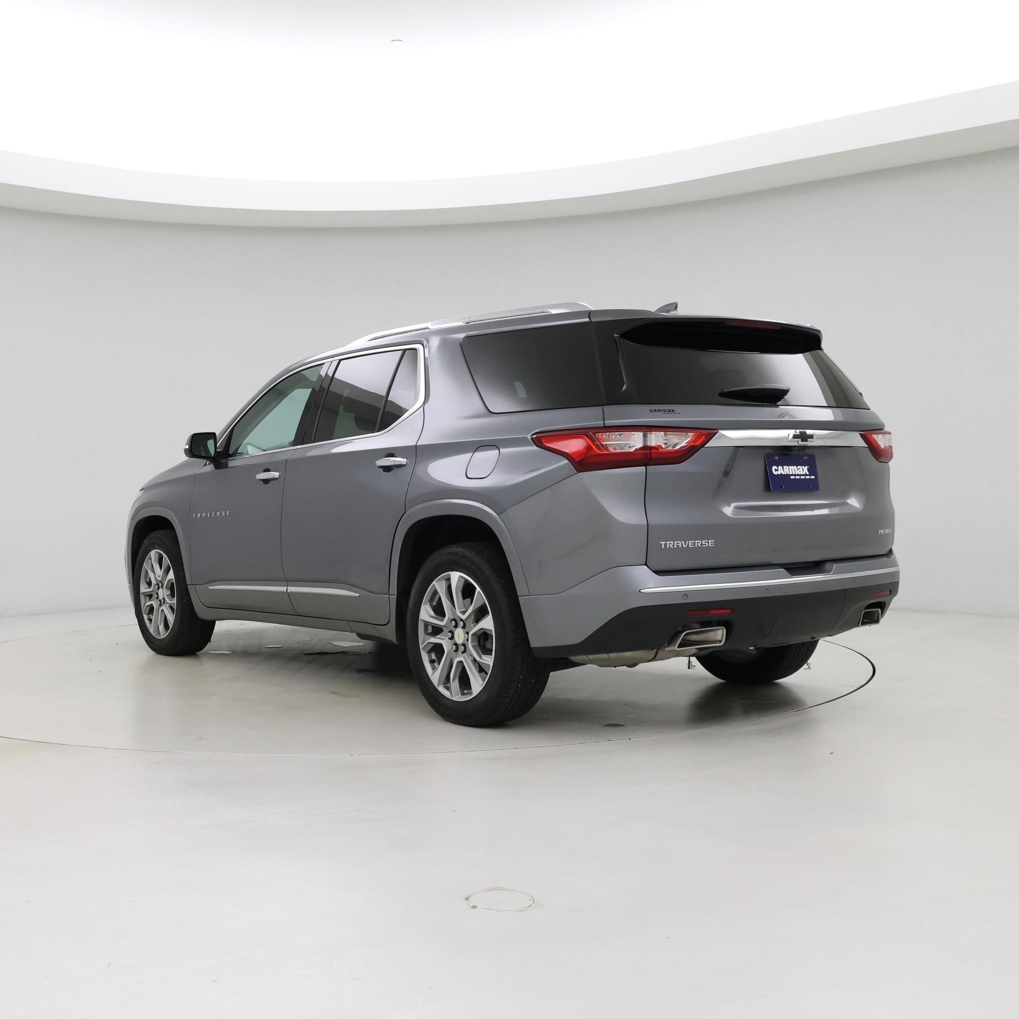 Thumbnail: 2021 Chevrolet Traverse - 2