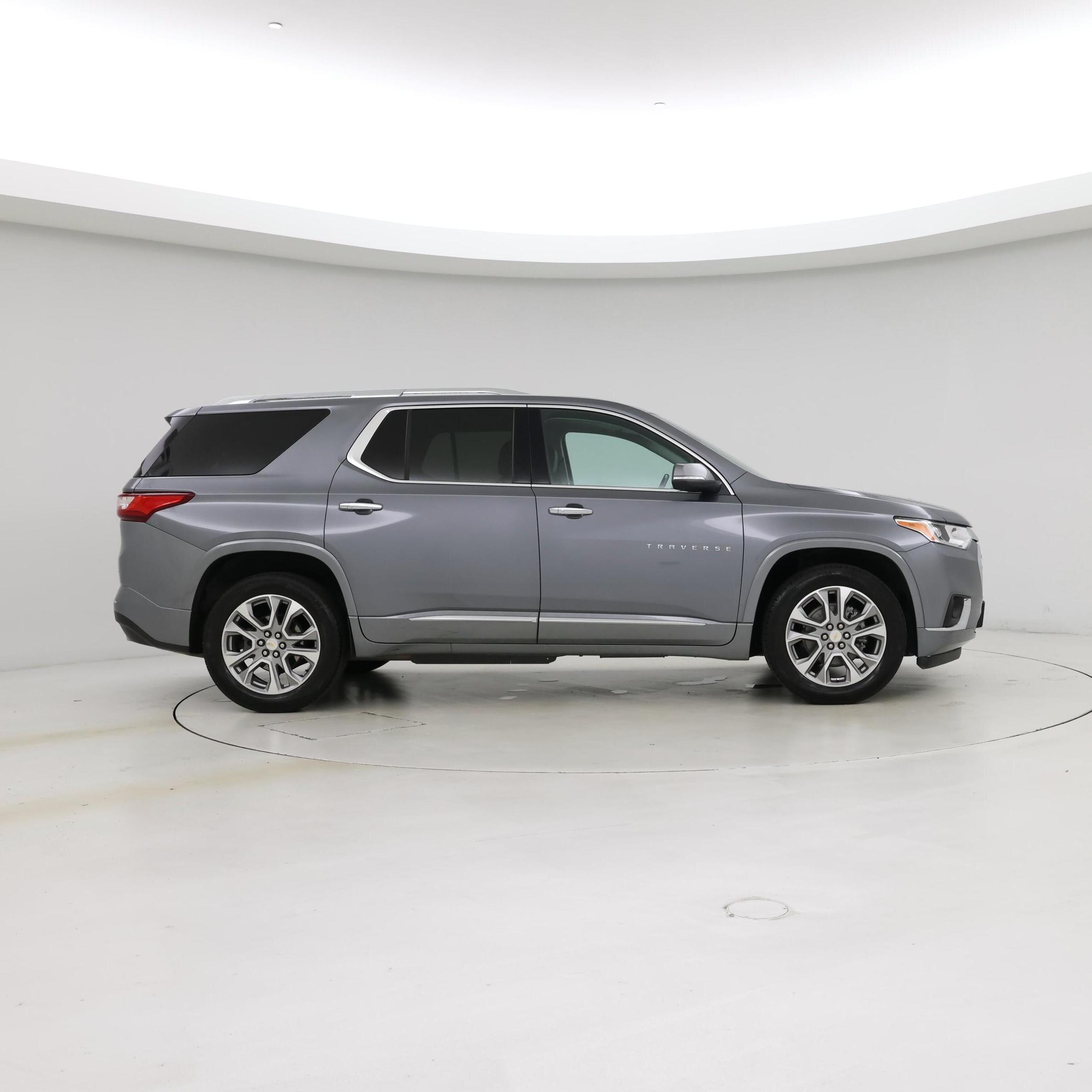 Thumbnail: 2021 Chevrolet Traverse - 7