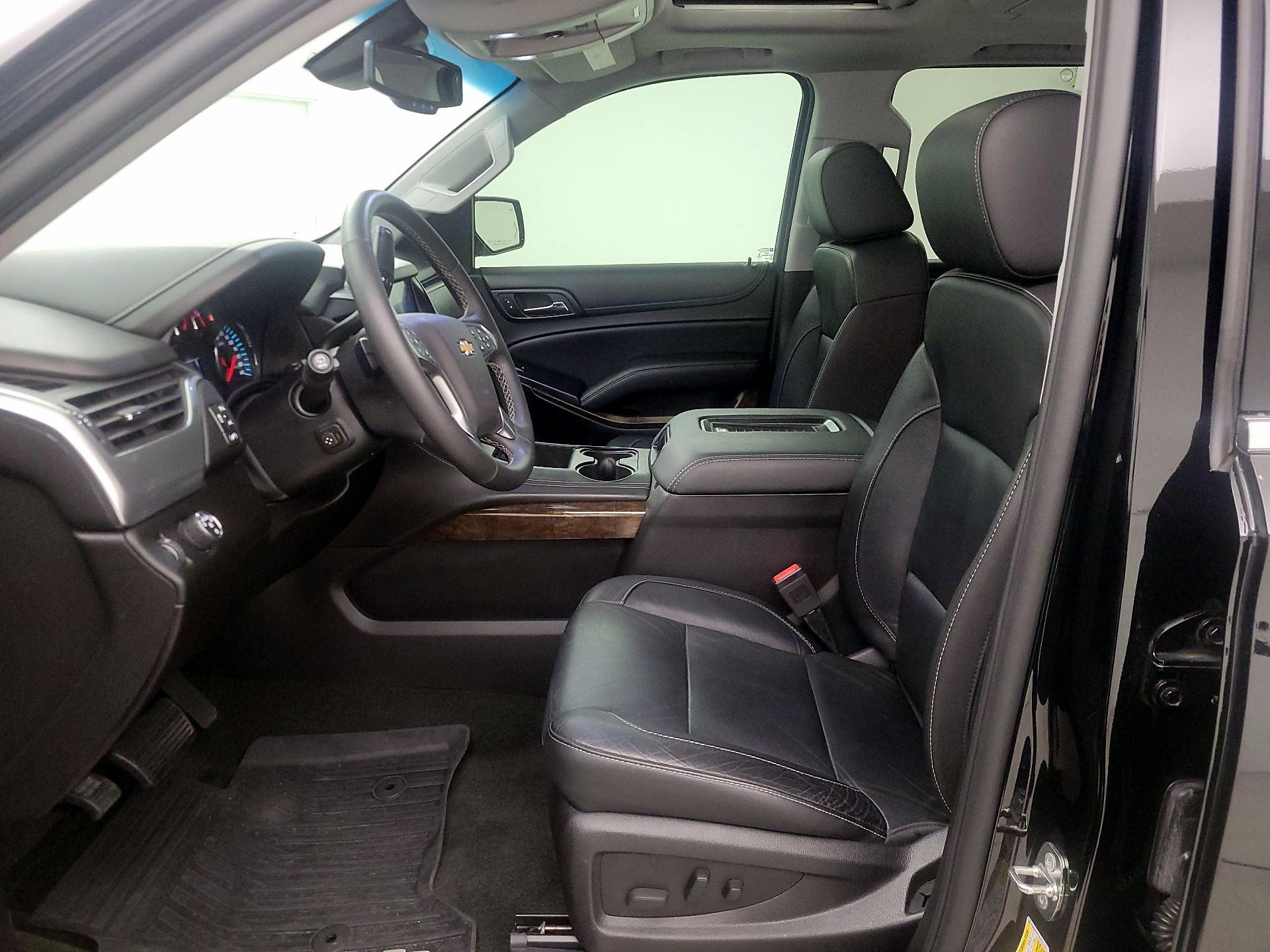 Thumbnail: 2016 Chevrolet Suburban - 11