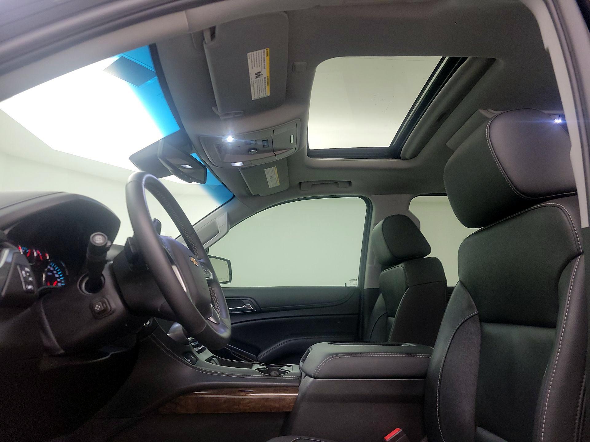 Thumbnail: 2016 Chevrolet Suburban - 20