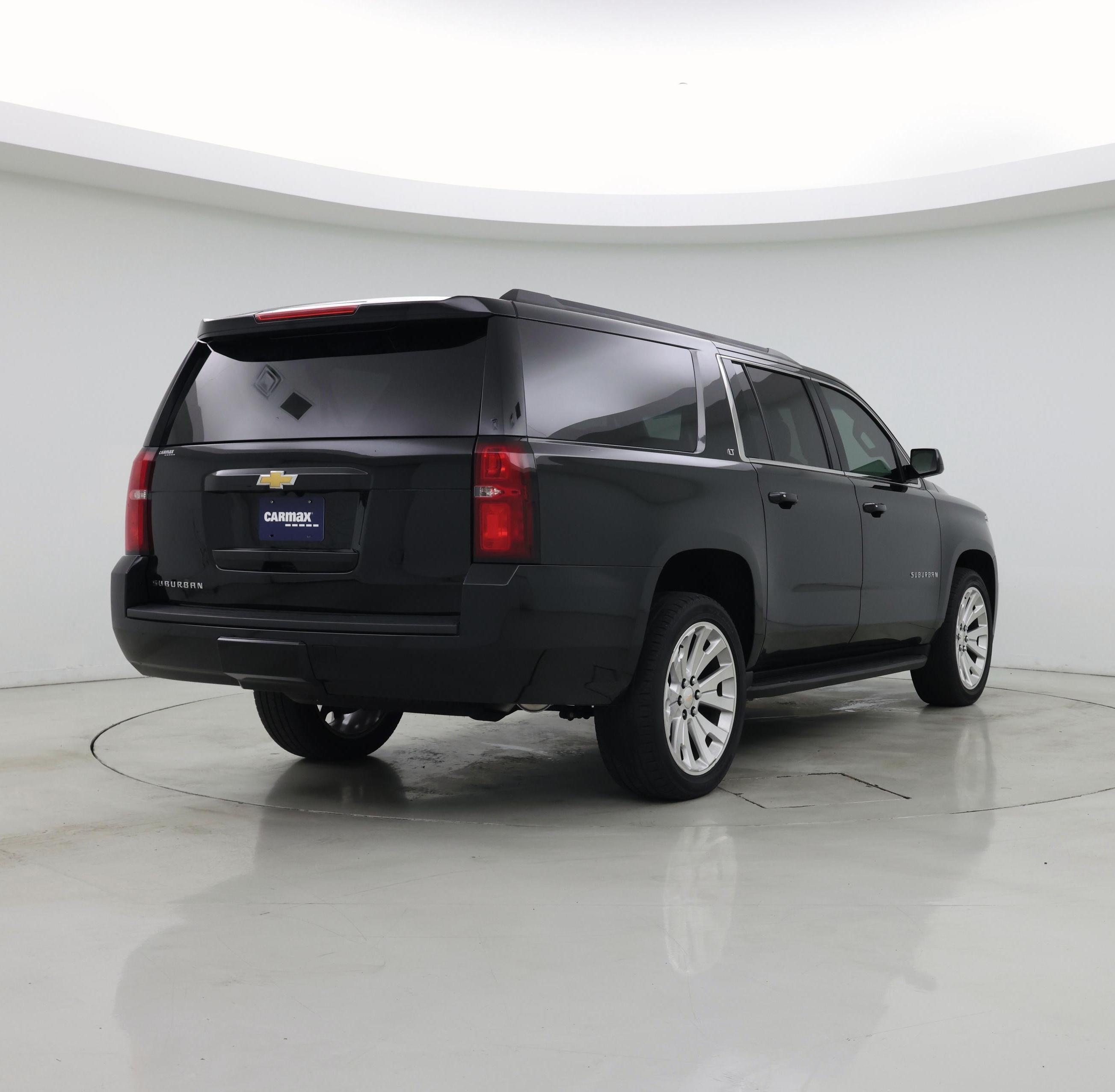 Thumbnail: 2016 Chevrolet Suburban - 8
