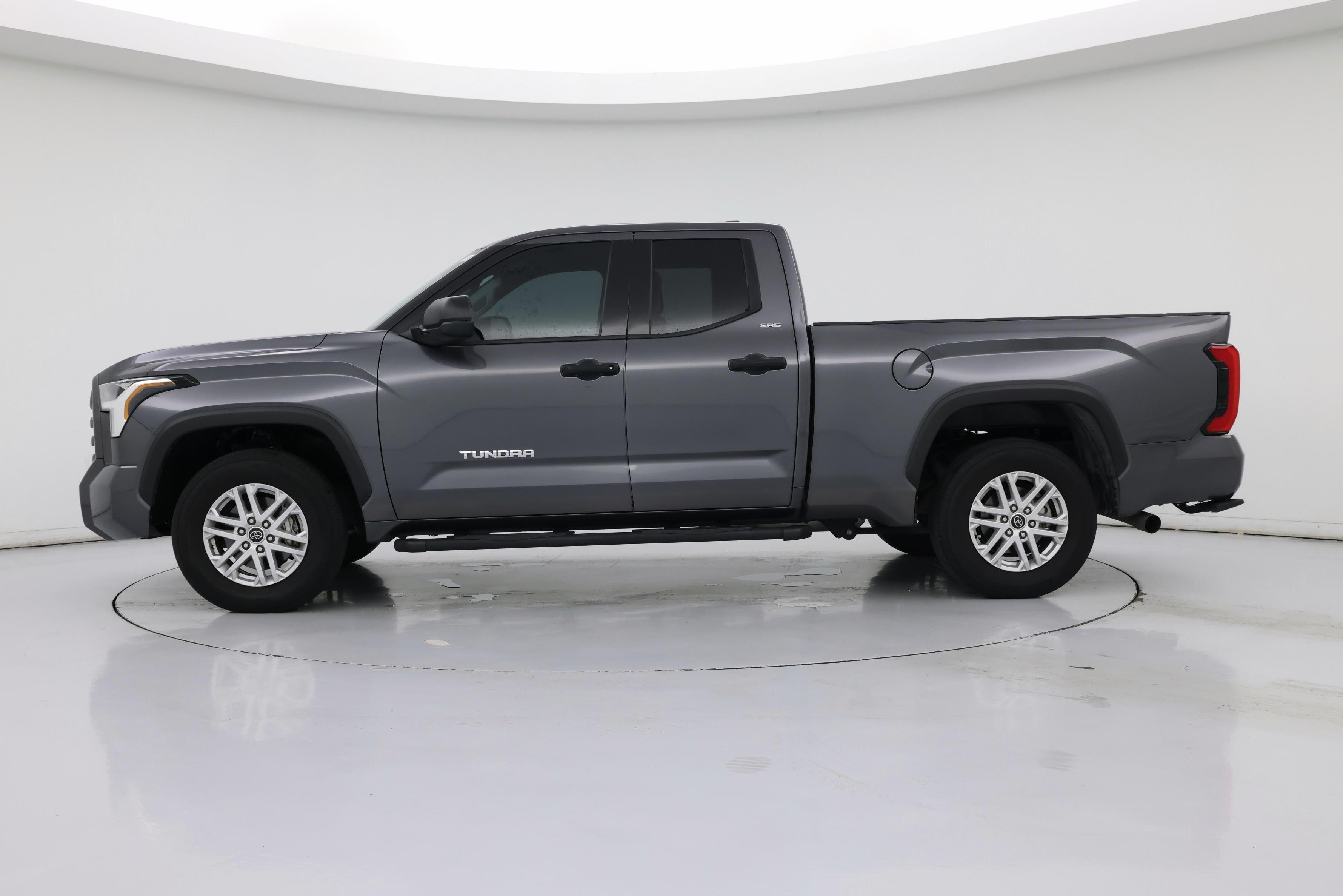 Thumbnail: 2023 Toyota Tundra - 3