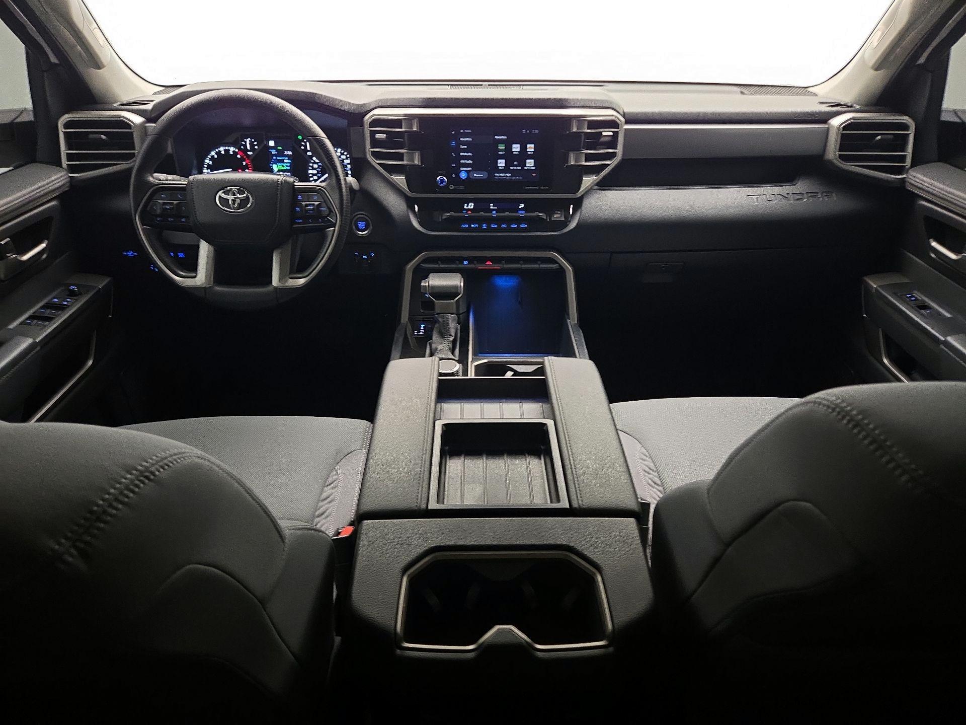 Thumbnail: 2024 Toyota Tundra - 9