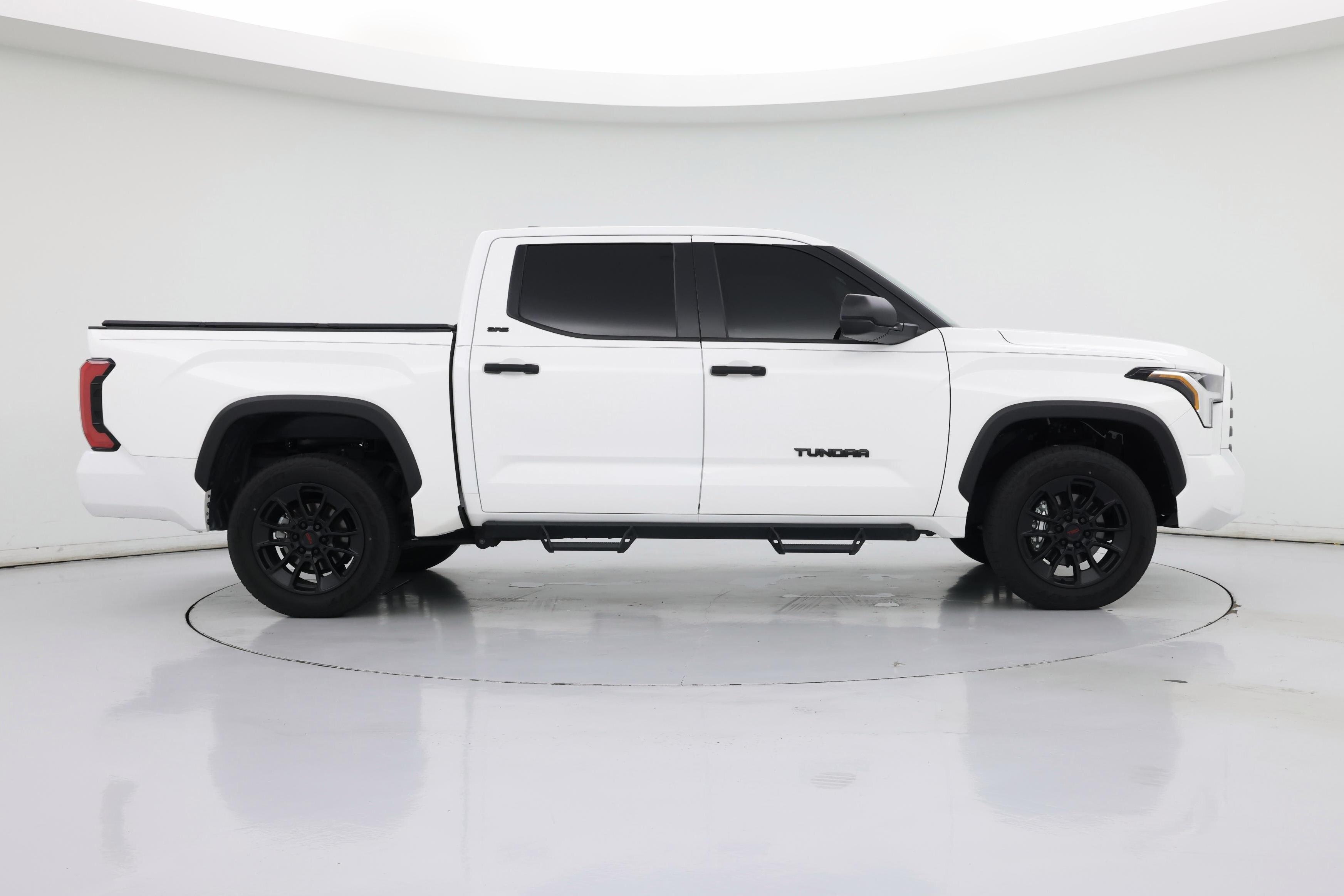 Thumbnail: 2024 Toyota Tundra - 7