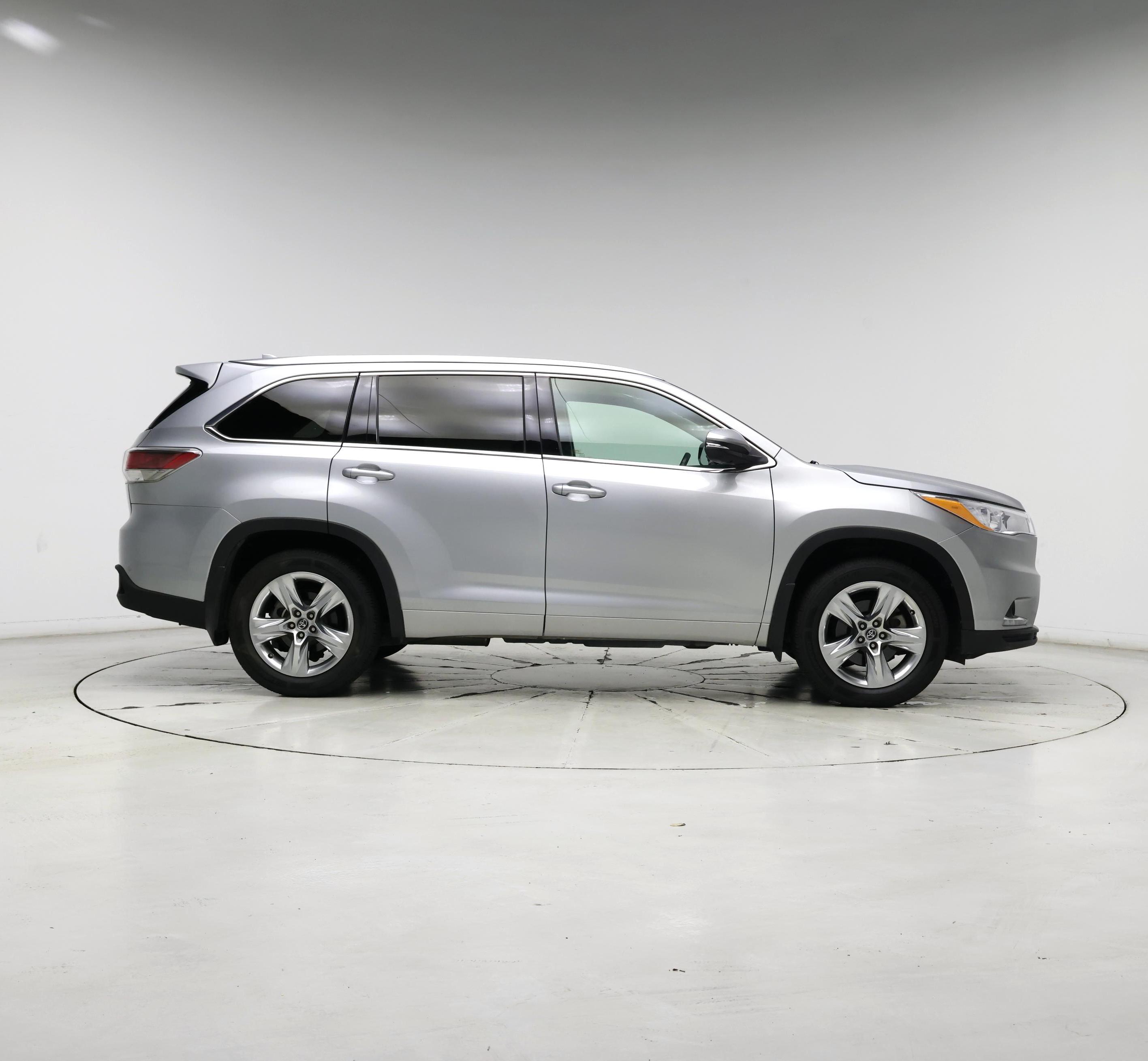 Thumbnail: 2016 Toyota Highlander - 7