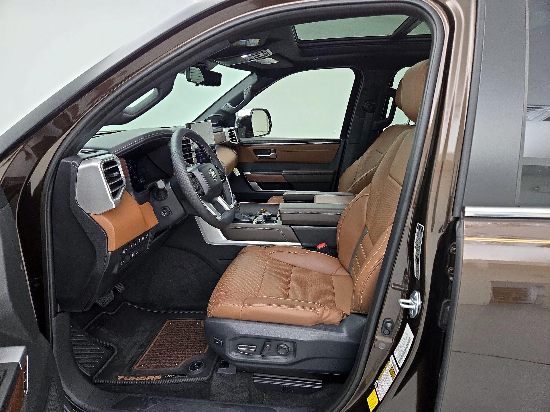 Thumbnail: 2025 Toyota Tundra - 11