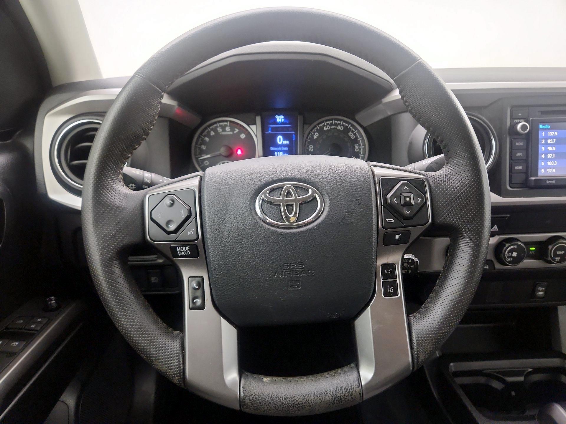 Thumbnail: 2019 Toyota Tacoma - 10