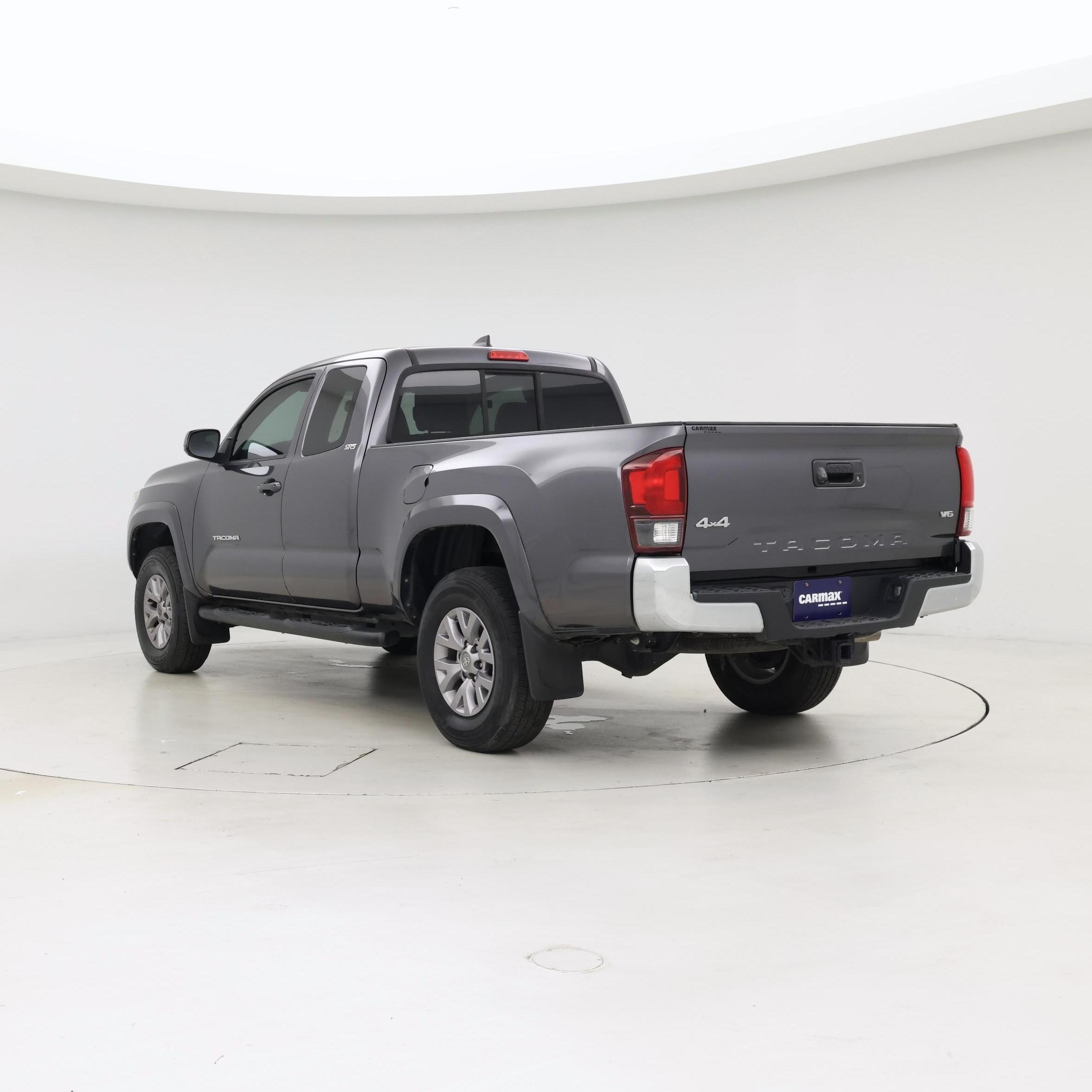 Thumbnail: 2019 Toyota Tacoma - 2