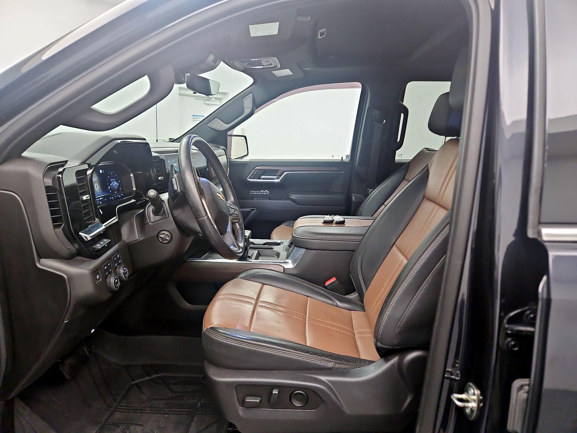 Thumbnail: 2023 Chevrolet Silverado 1500 - 11