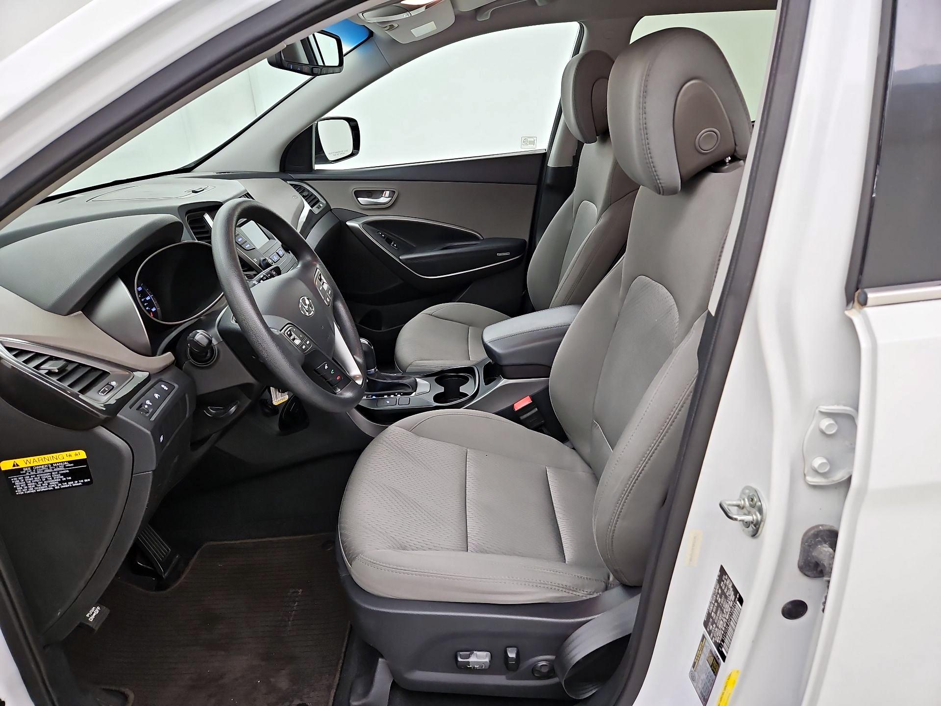 Thumbnail: 2015 Hyundai Santa Fe - 11