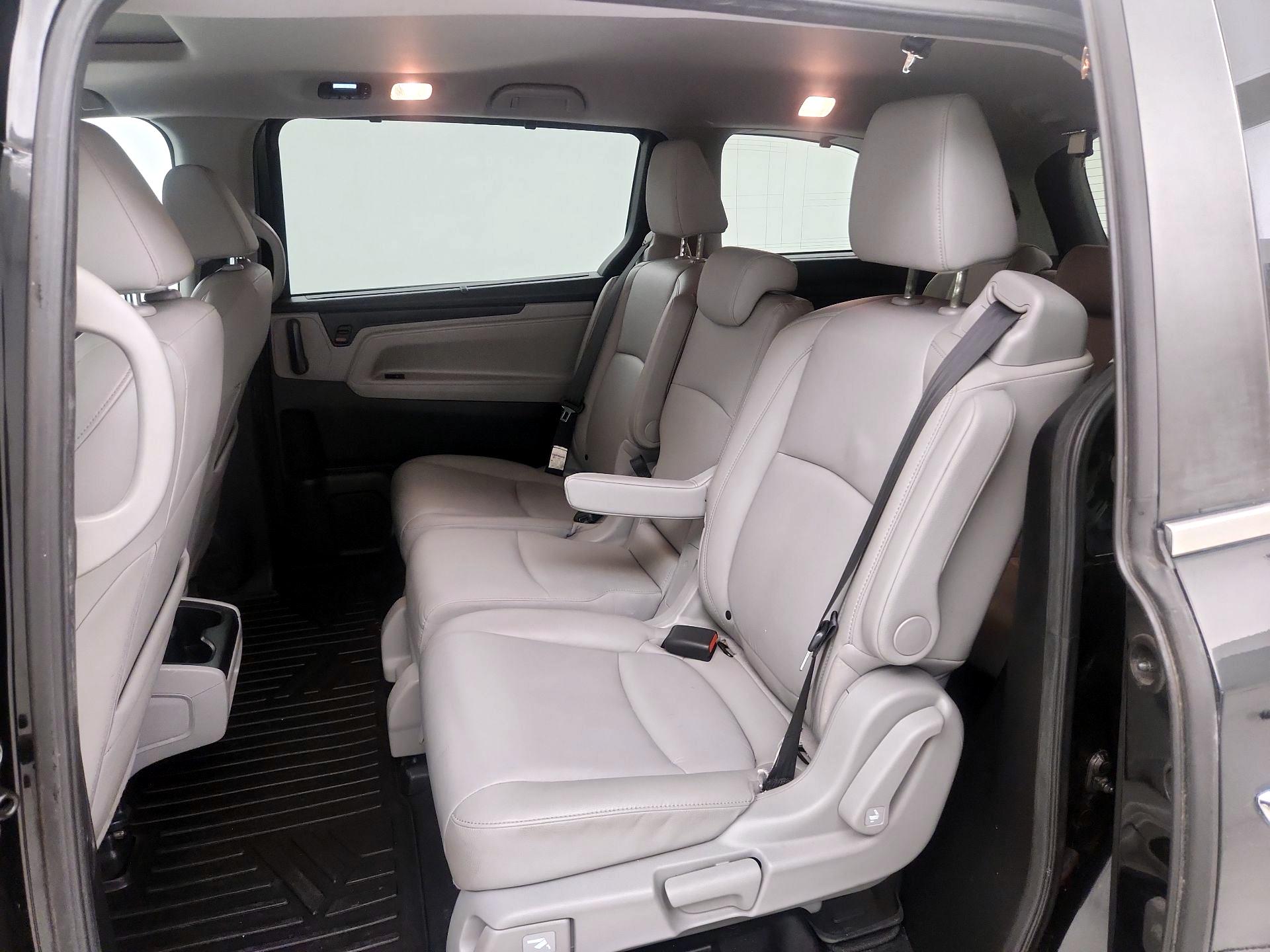 Thumbnail: 2019 Honda Odyssey - 18