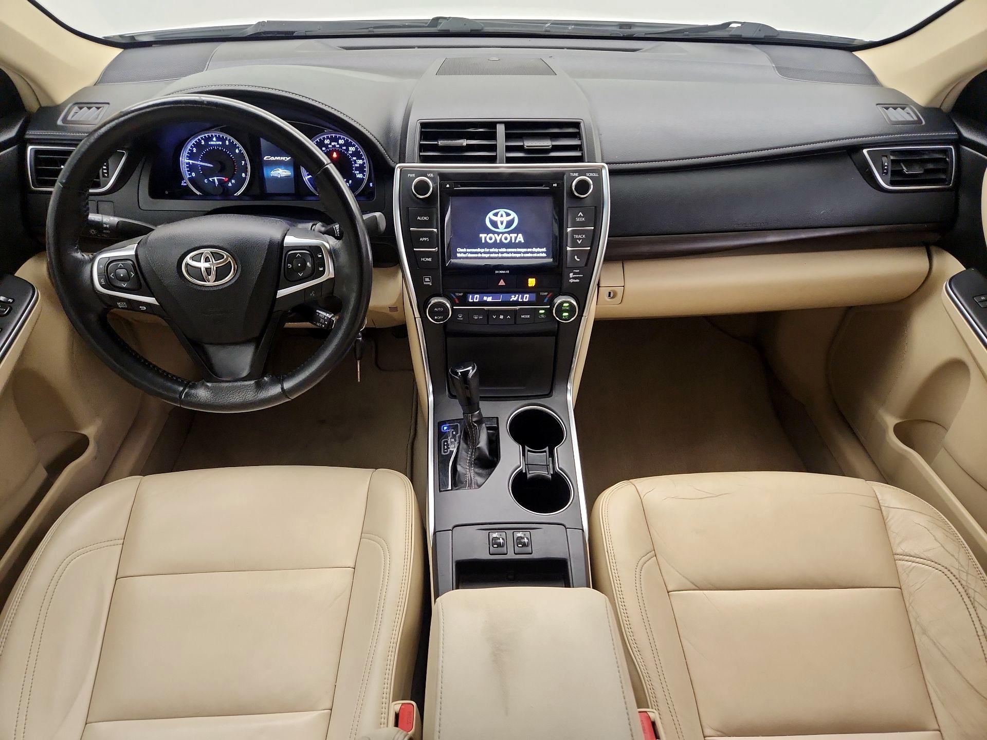 Thumbnail: 2017 Toyota Camry - 9