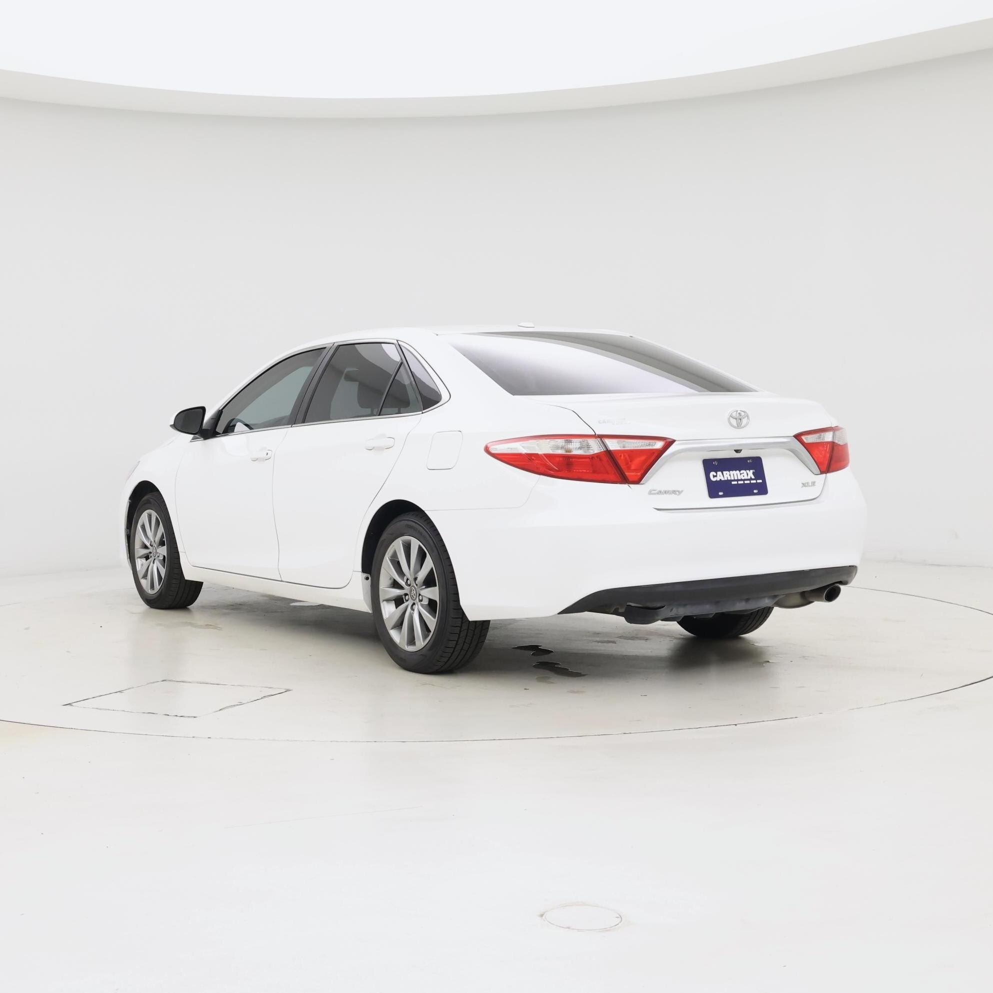 Thumbnail: 2017 Toyota Camry - 2