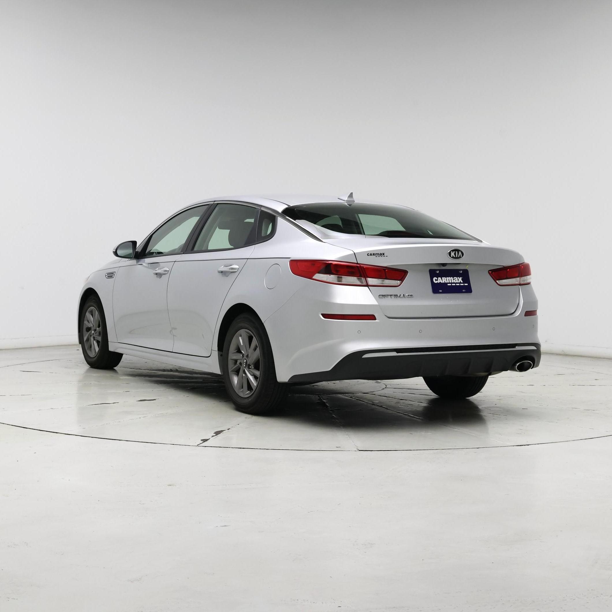 Thumbnail: 2020 Kia Optima - 2