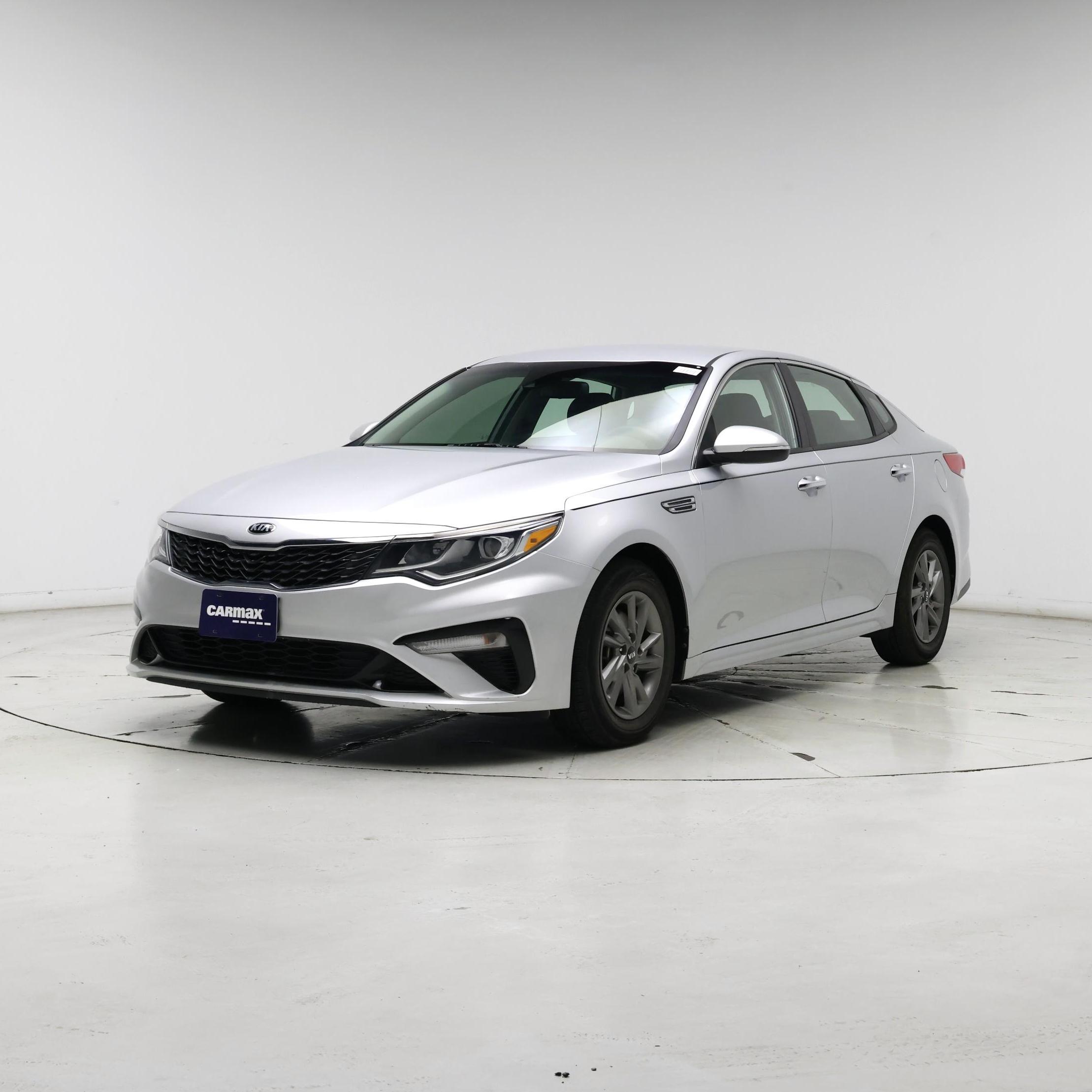 Thumbnail: 2020 Kia Optima - 4