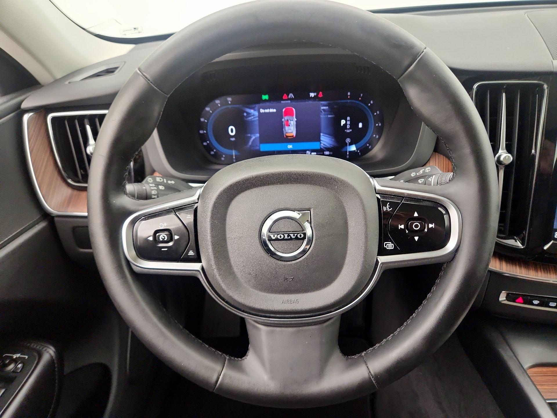Thumbnail: 2024 Volvo XC60 - 10