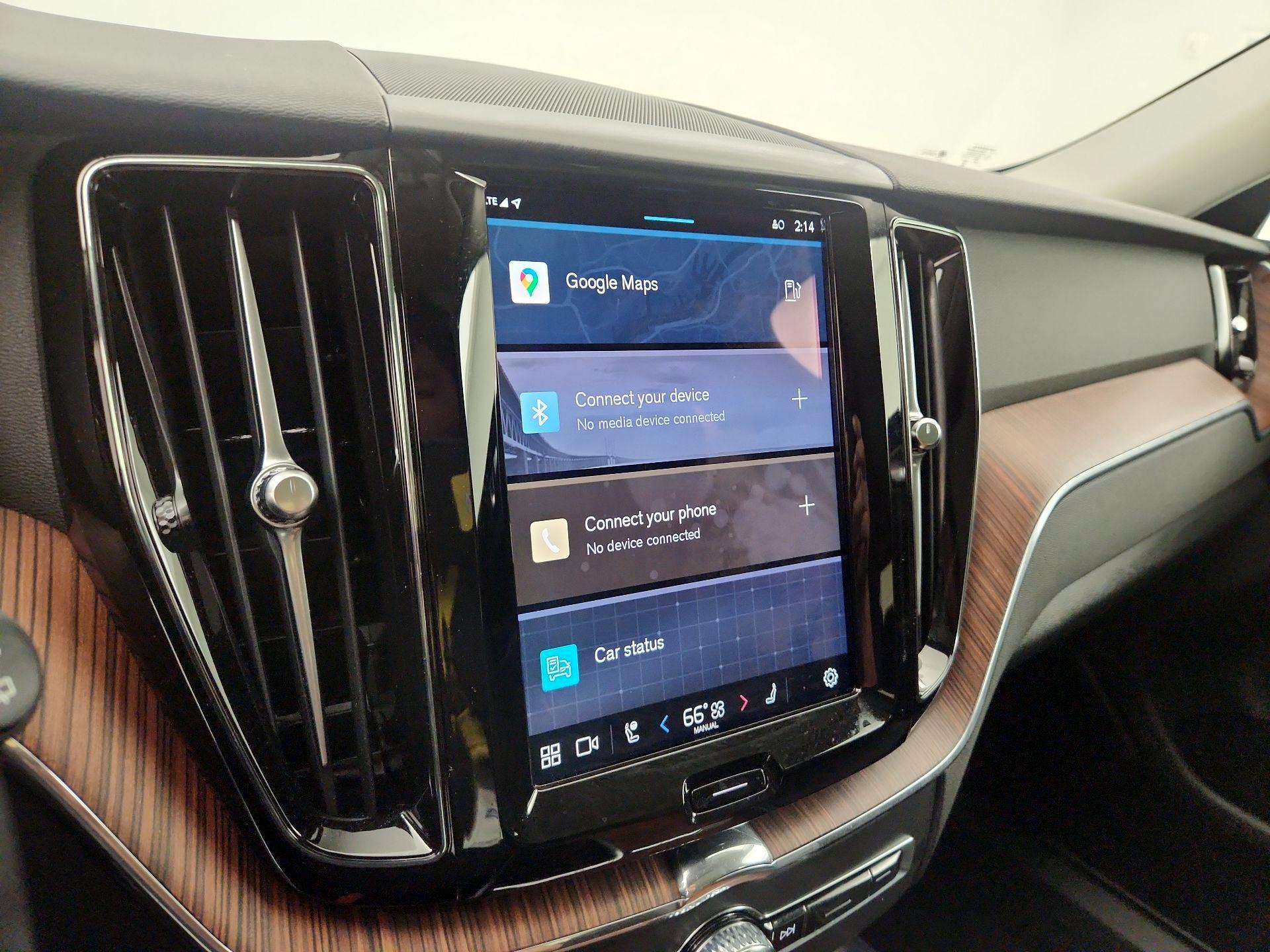 Thumbnail: 2024 Volvo XC60 - 15