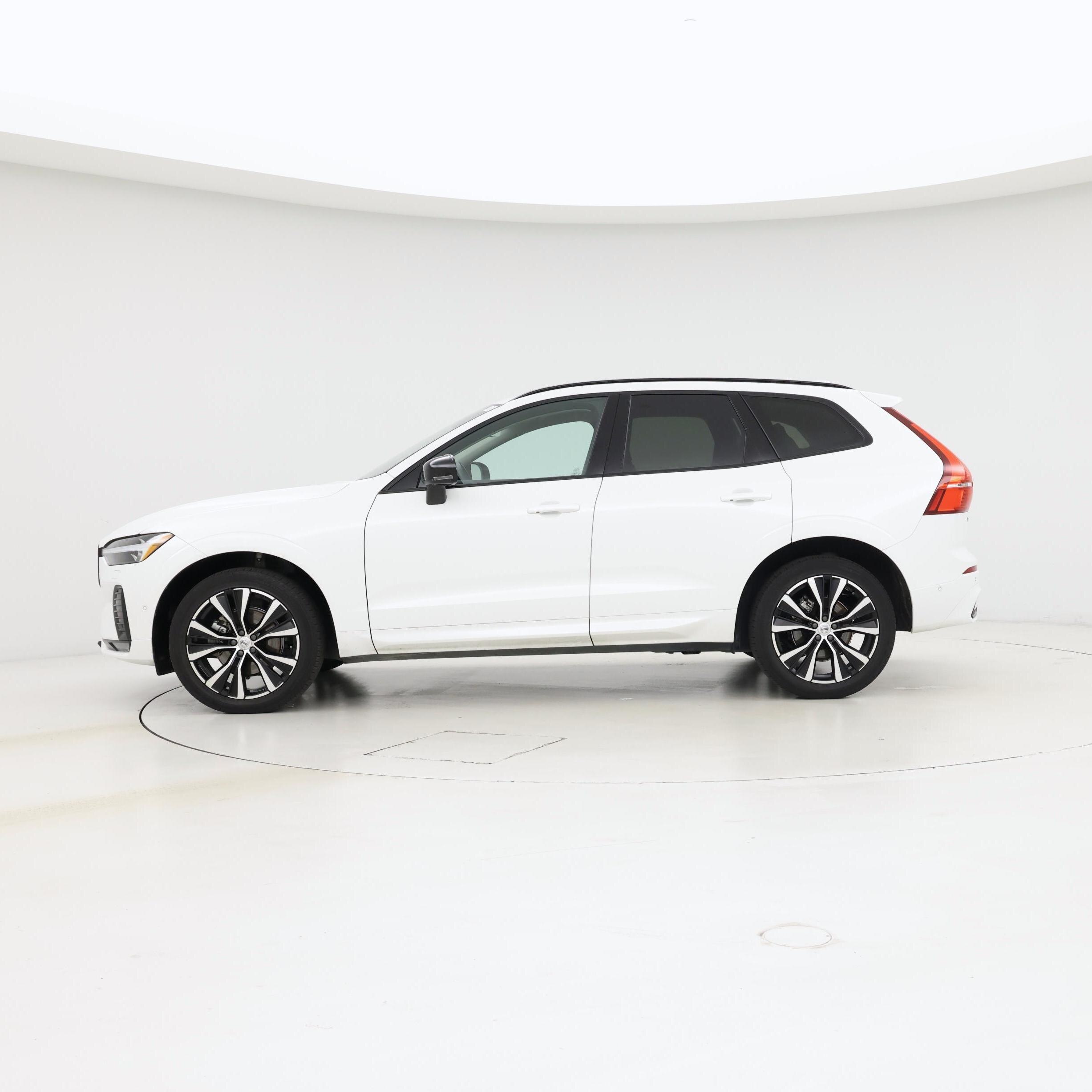 Thumbnail: 2024 Volvo XC60 - 3