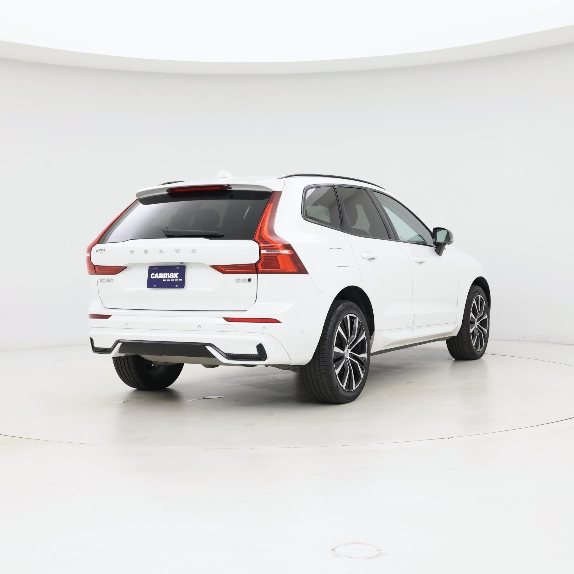 Thumbnail: 2024 Volvo XC60 - 8